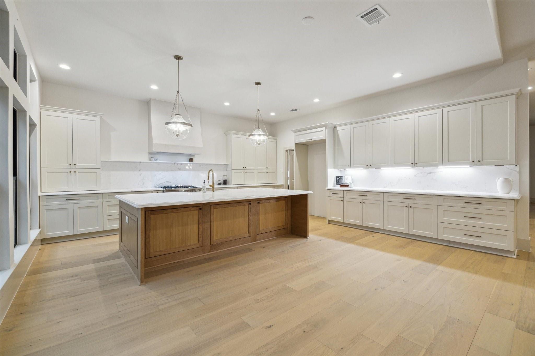 10623 Inwood Drive
