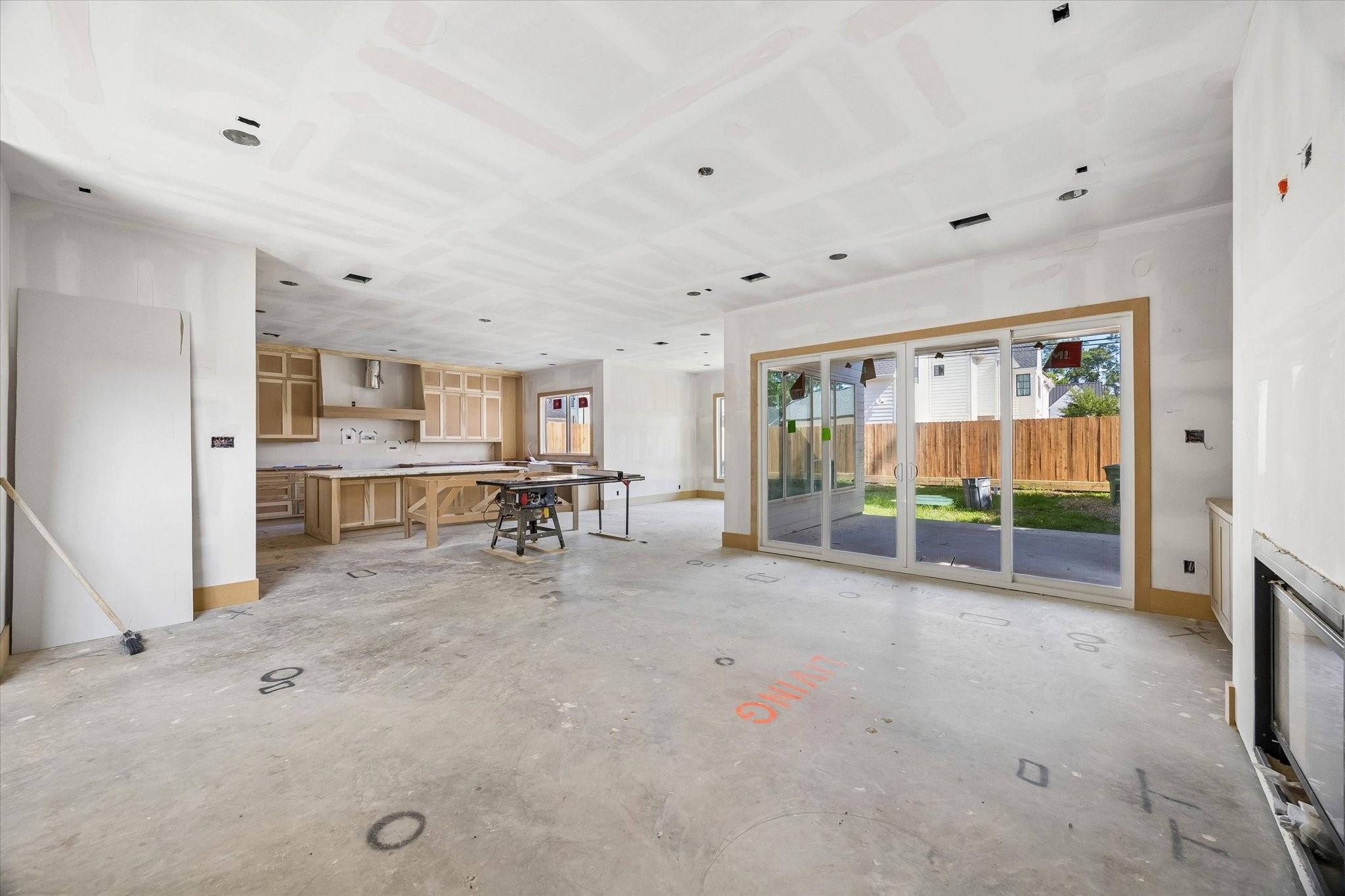 1050 W 42nd Street