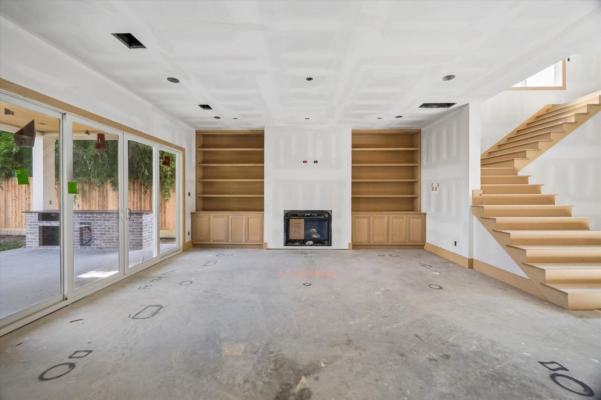 1050 W 42nd Street