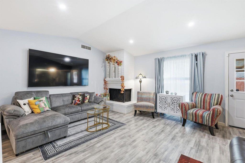 2828 Elk Grove Road