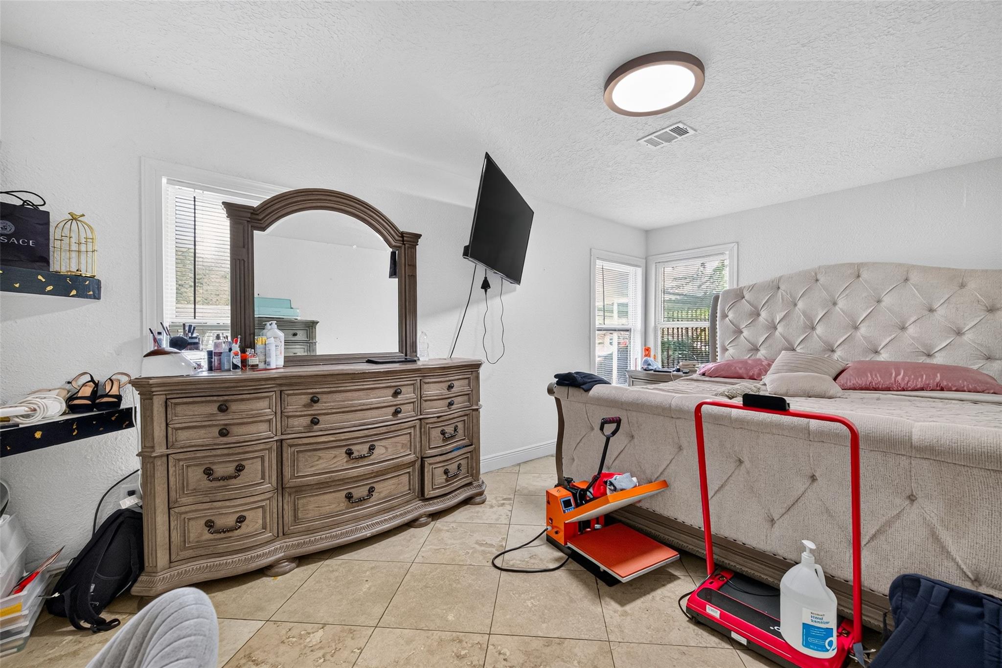 8822 Sultan Drive
