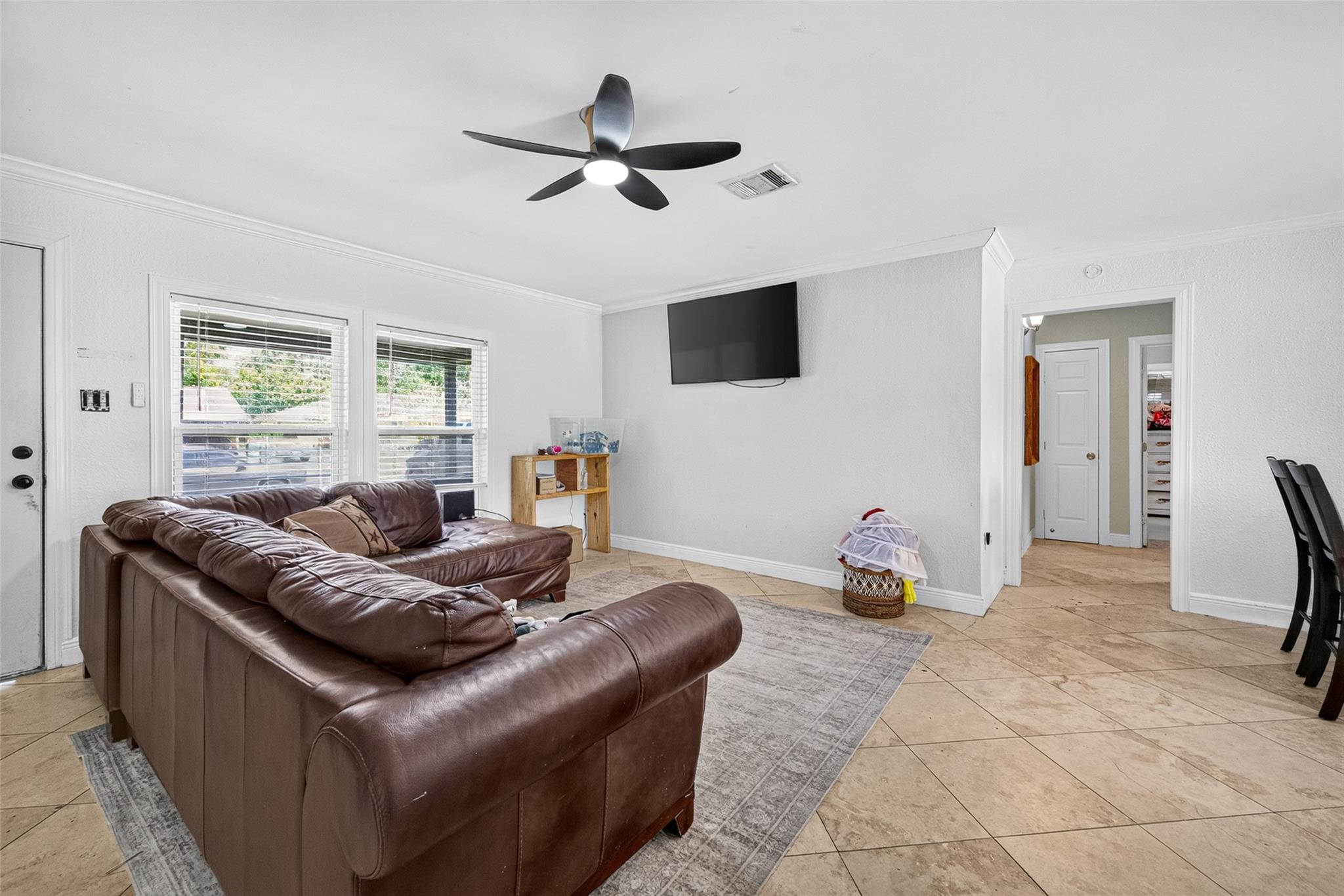 8822 Sultan Drive