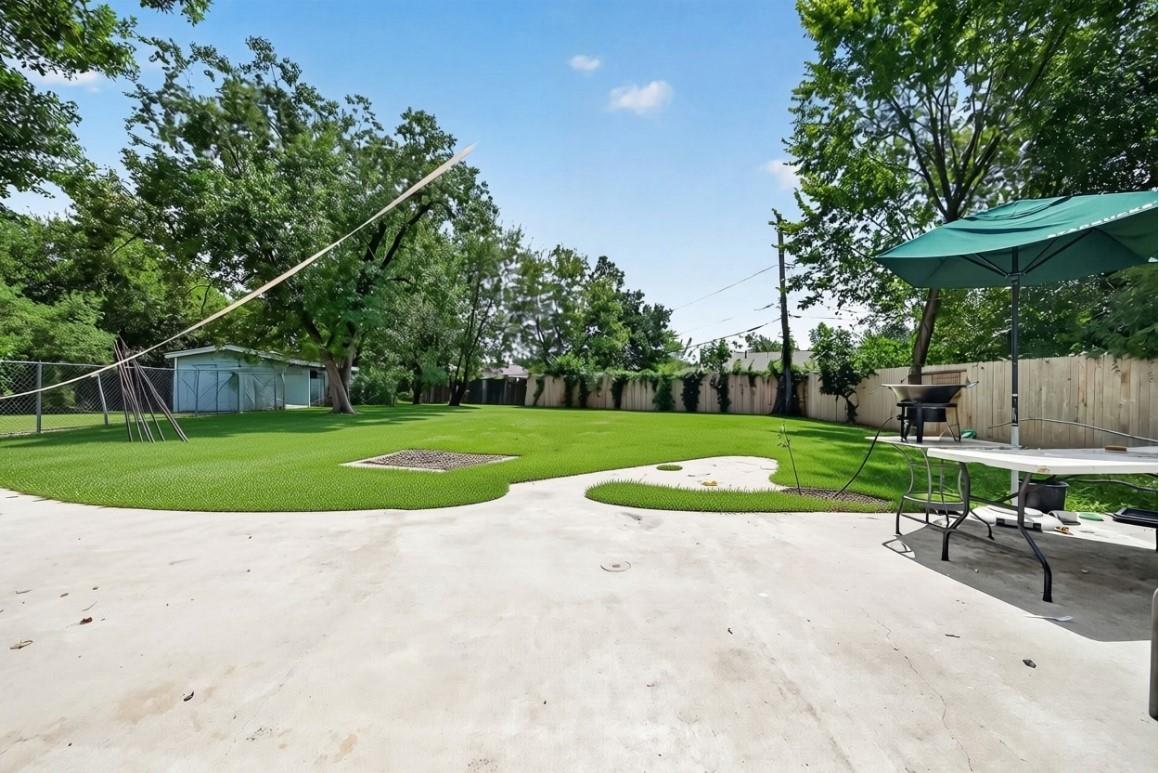 8822 Sultan Drive