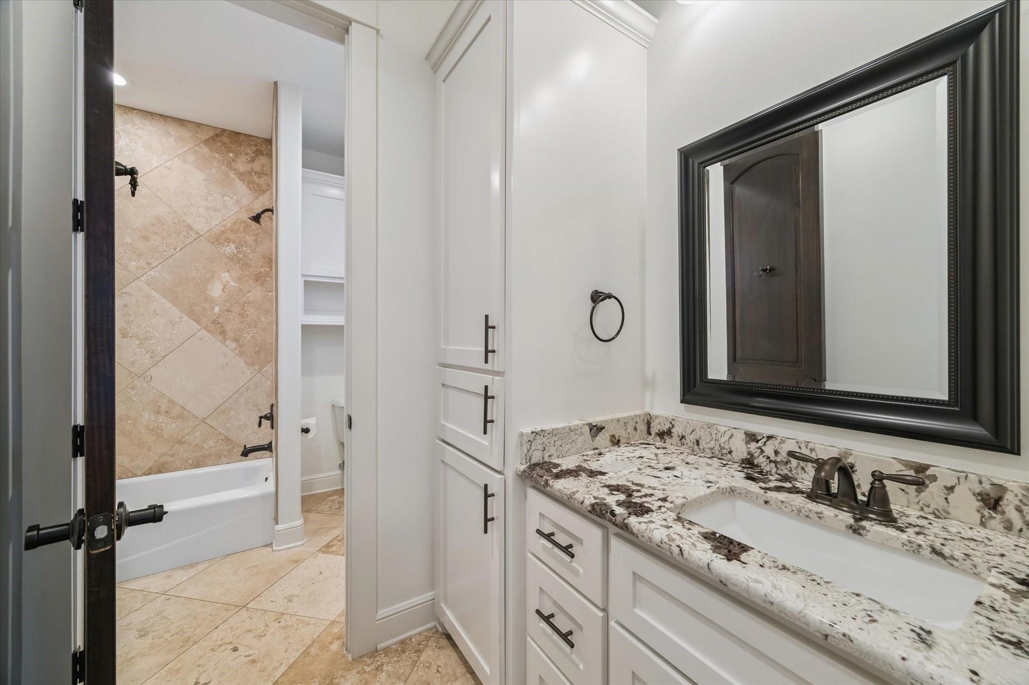 1339 Du Barry Lane