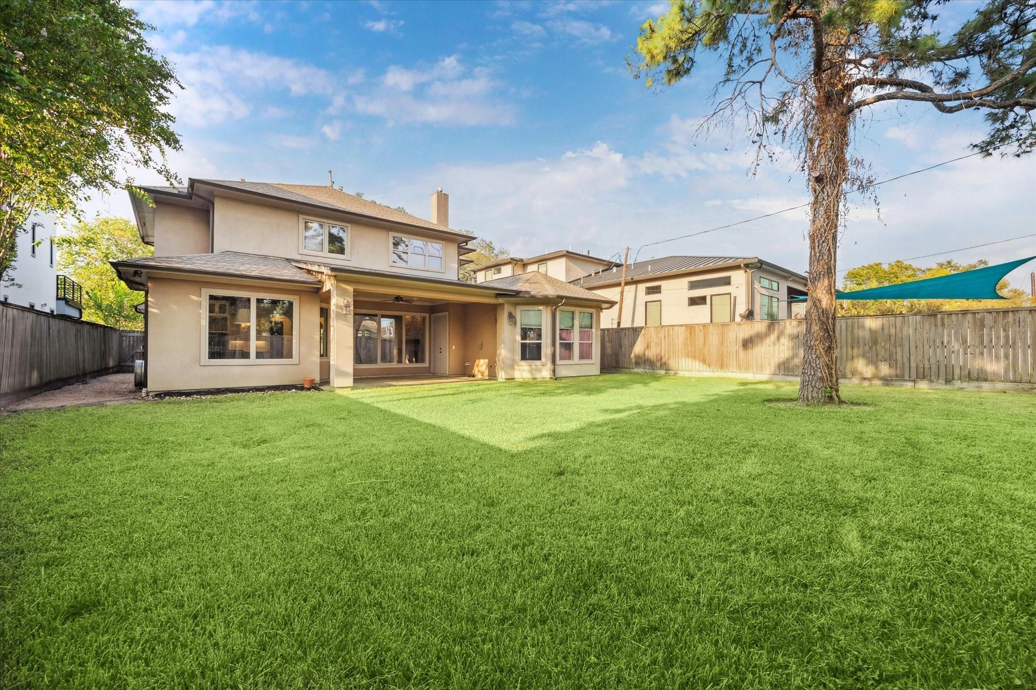 1339 Du Barry Lane