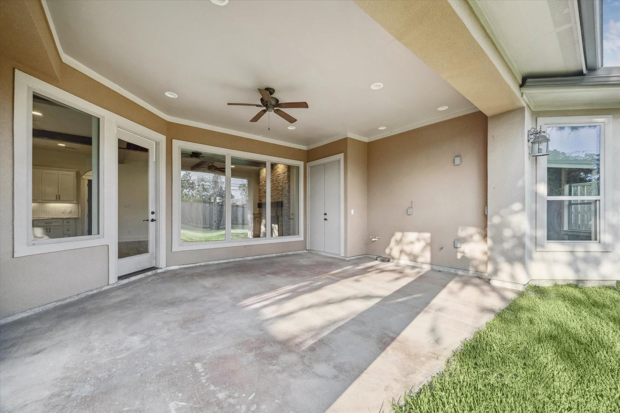 1339 Du Barry Lane