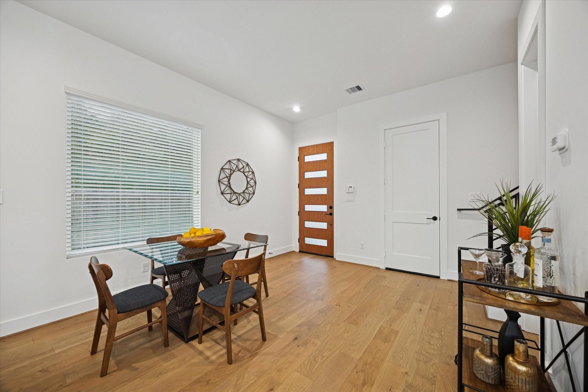 1830 W Tidwell Road