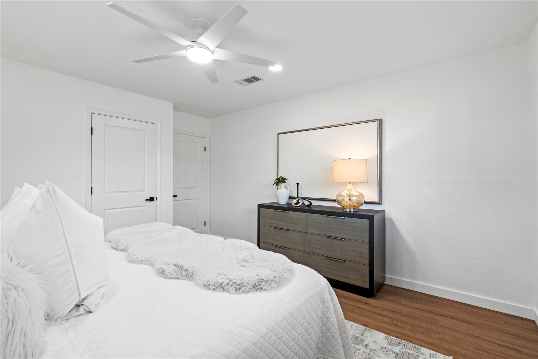 5023 Redstart Street