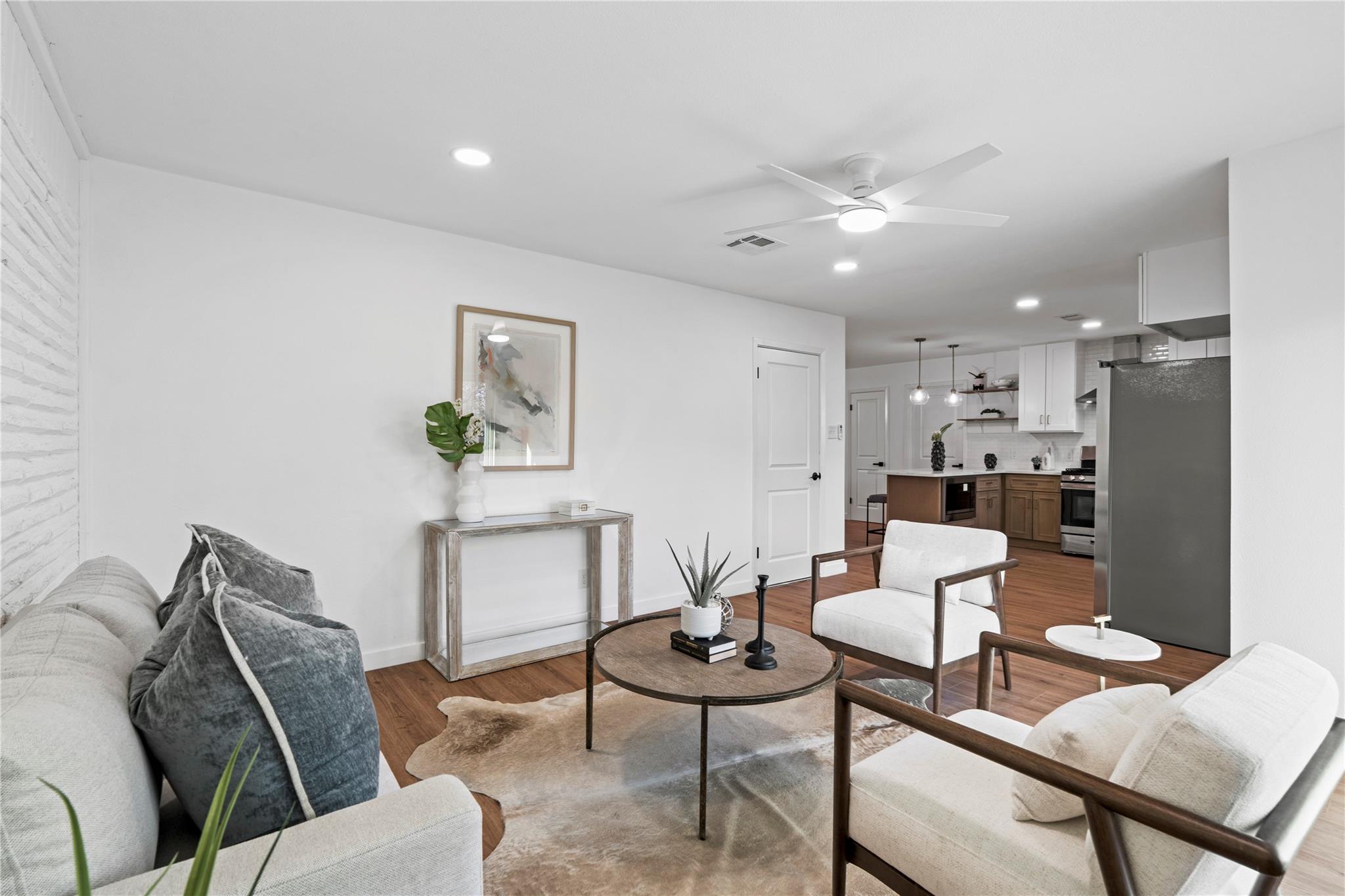 5023 Redstart Street