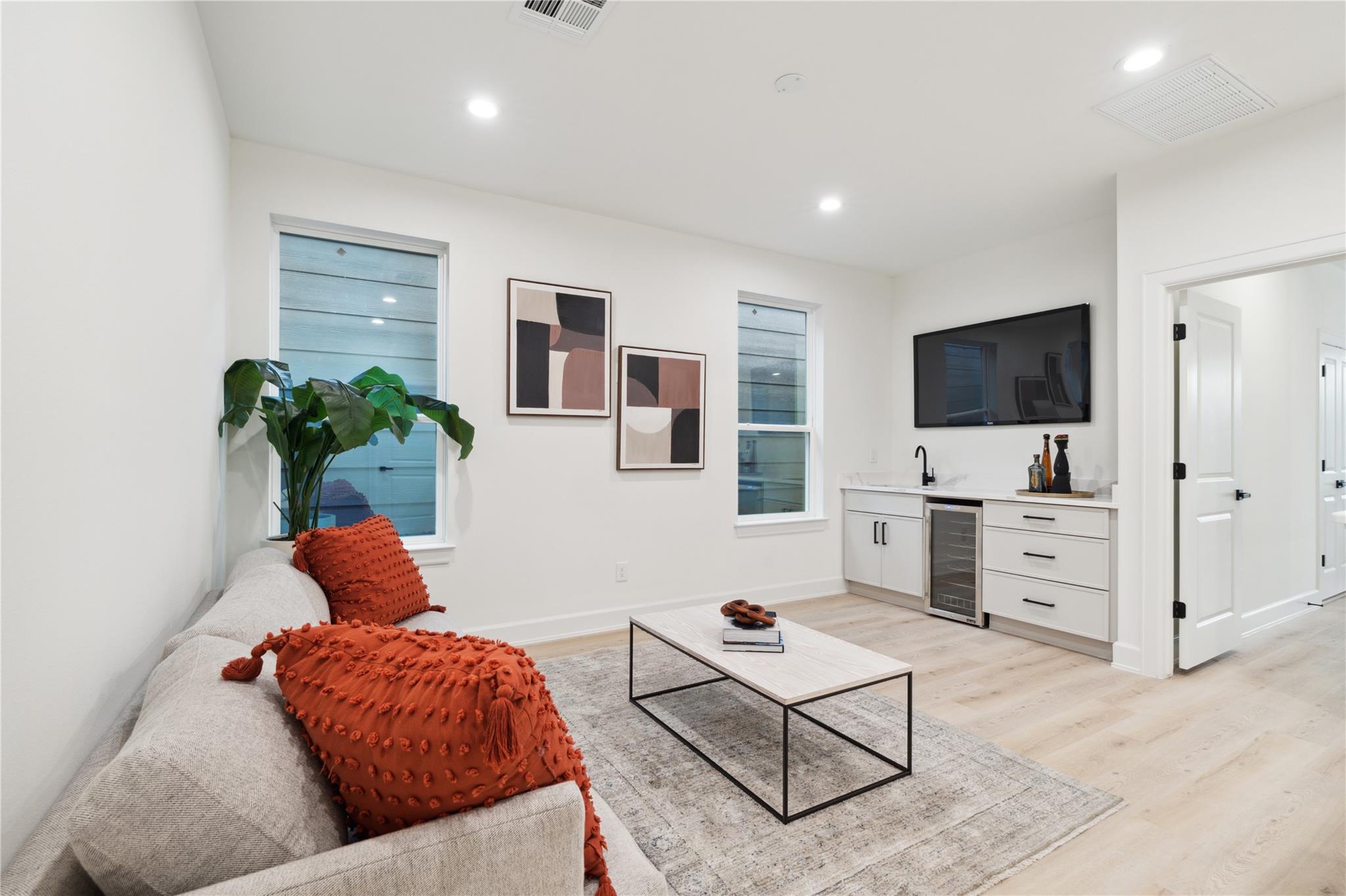 3733 & 3735 Lydia Street