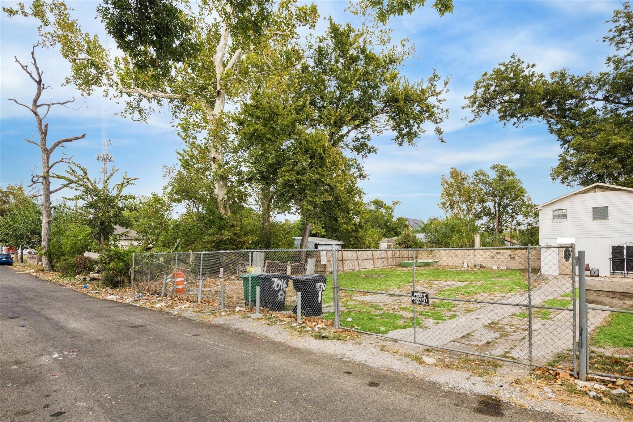 7018 Finn Street, Houston