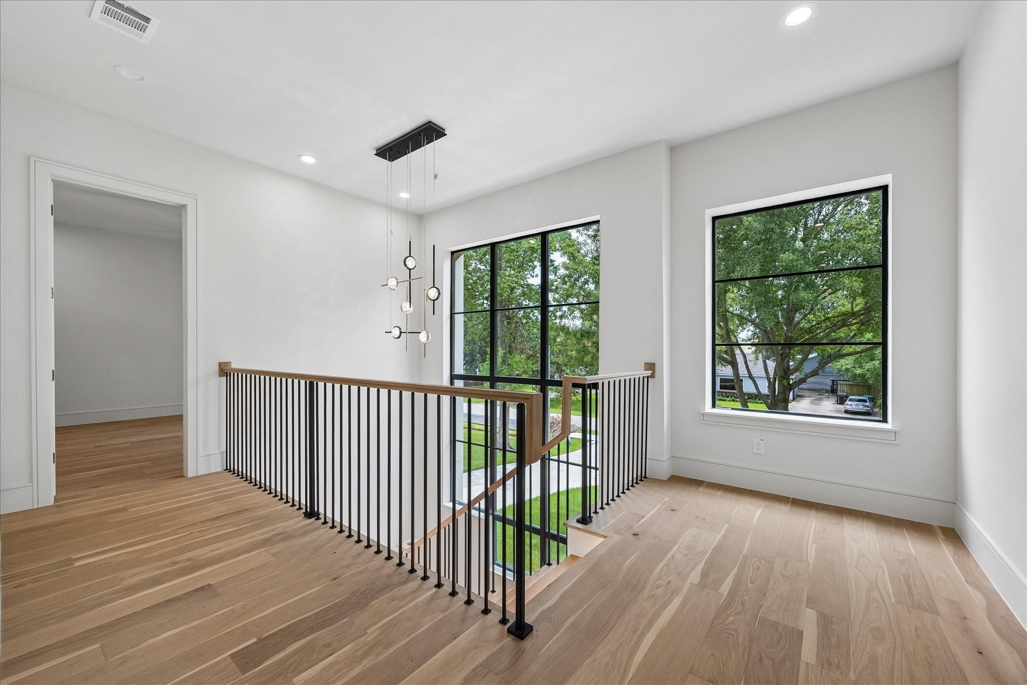 316 W 30th Street