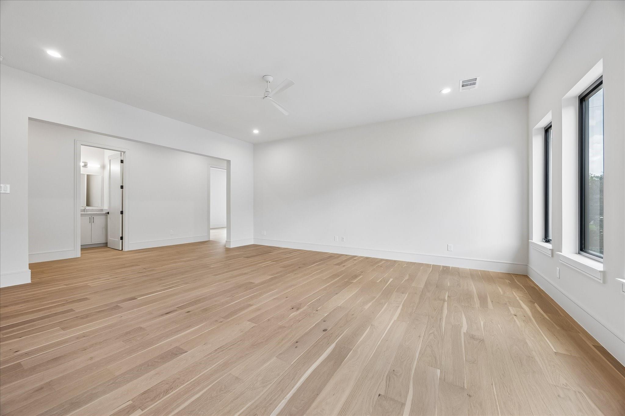 316 W 30th Street