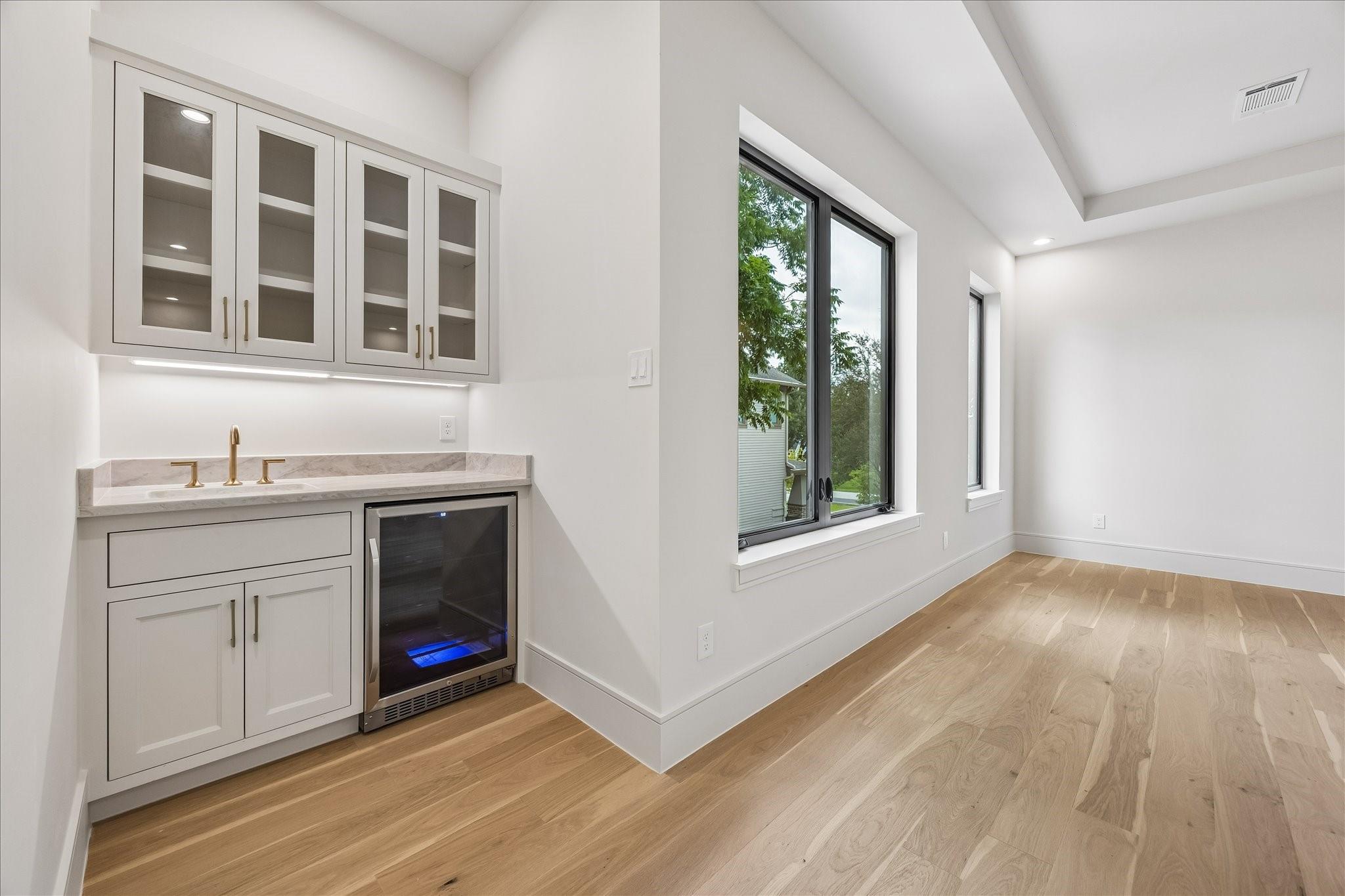 316 W 30th Street