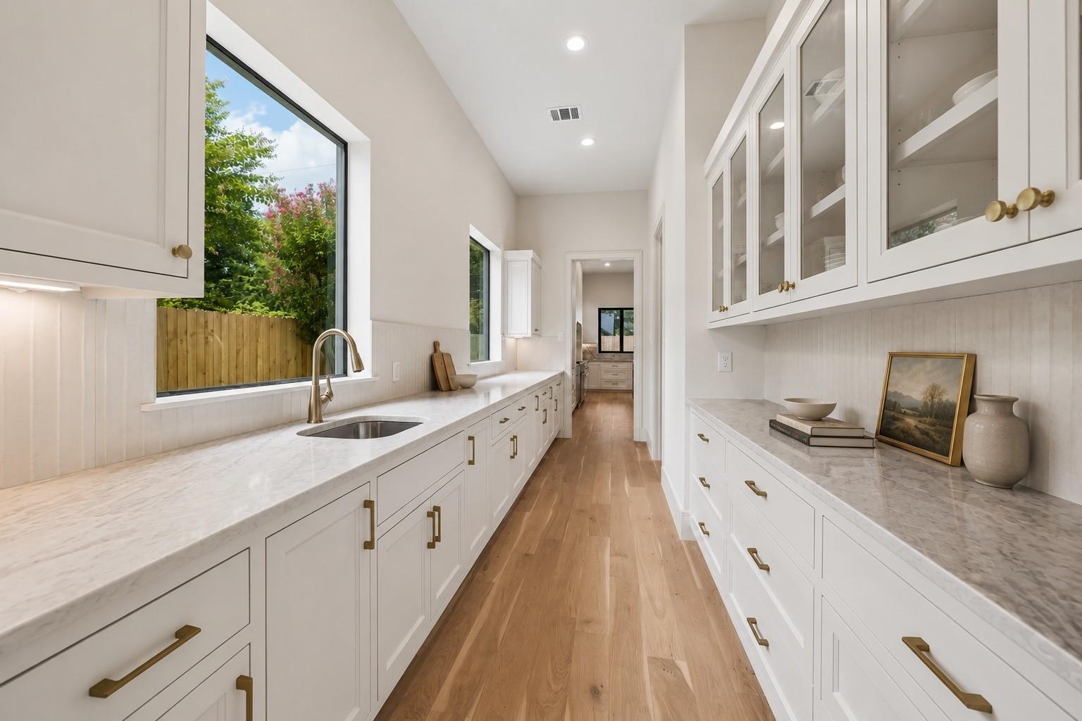 316 W 30th Street