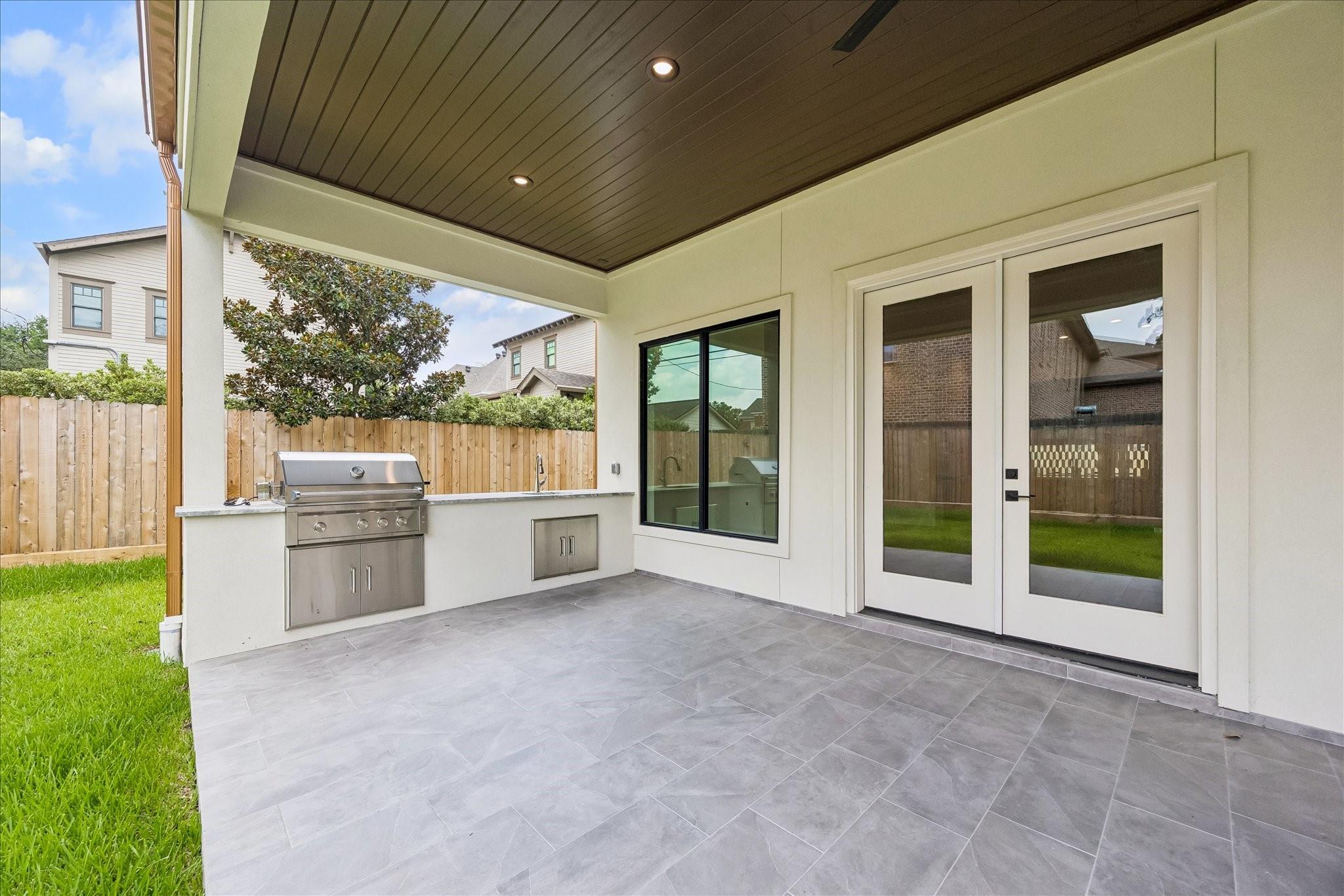 316 W 30th Street