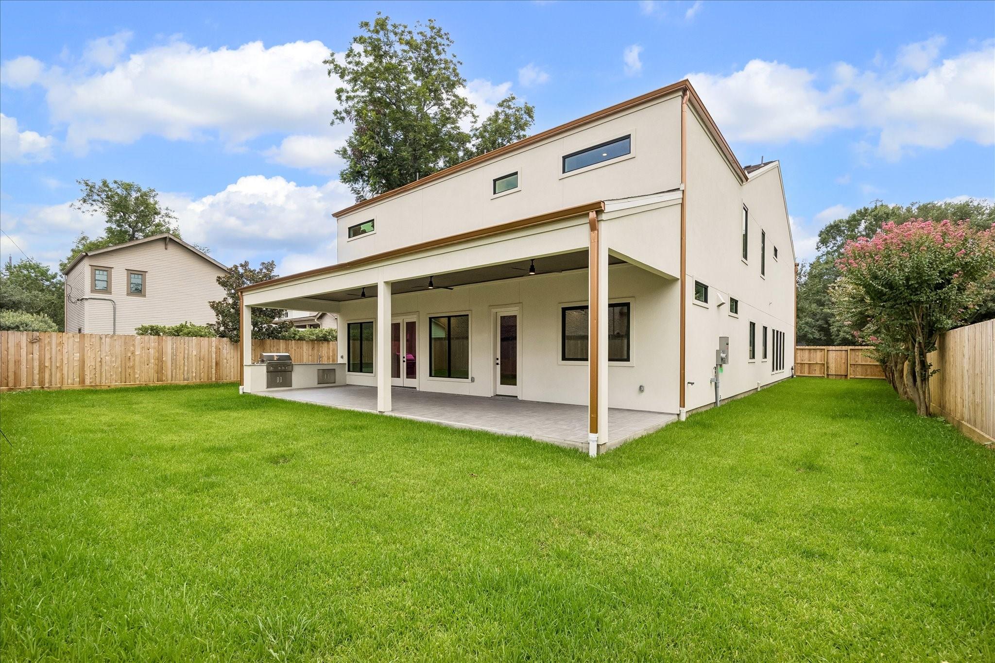 316 W 30th Street