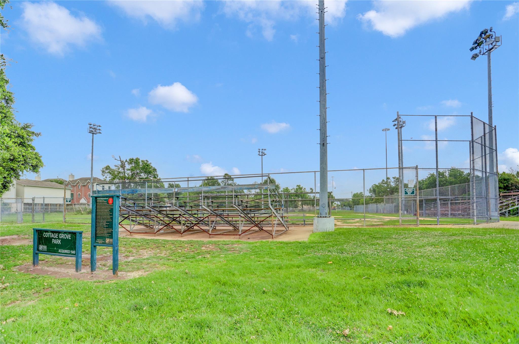 5905 Petty Street # B, Houston Unit: B