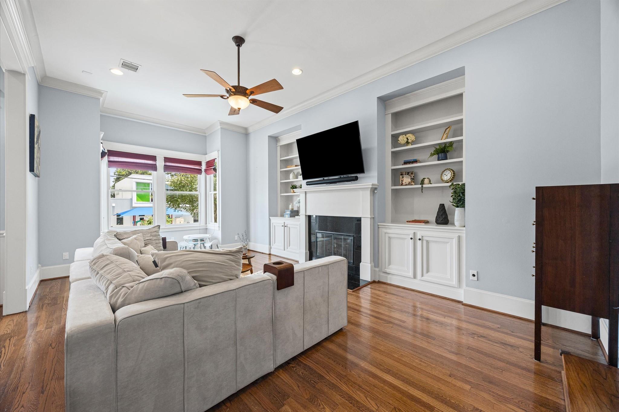 816 W 23rd Street