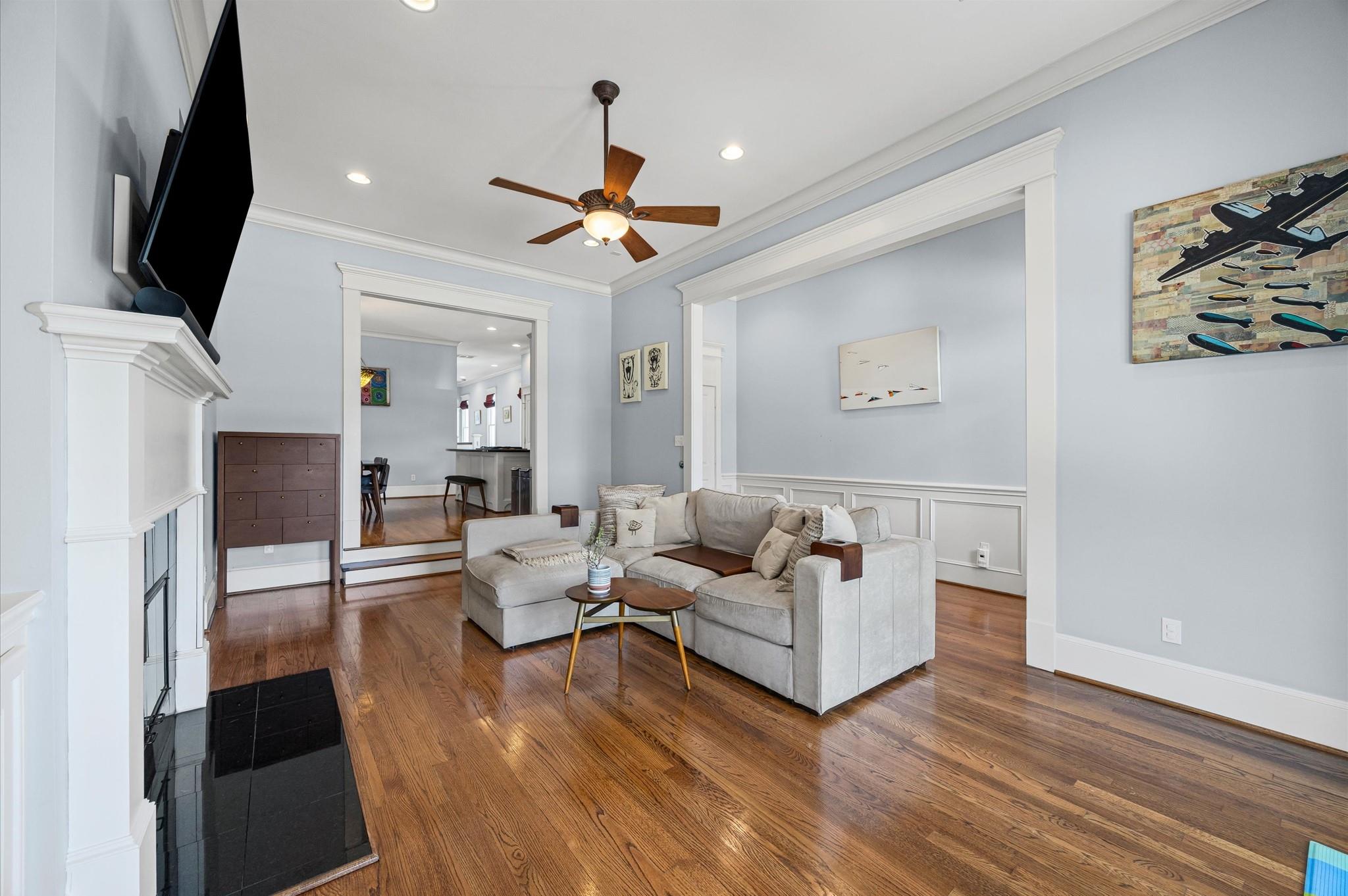 816 W 23rd Street