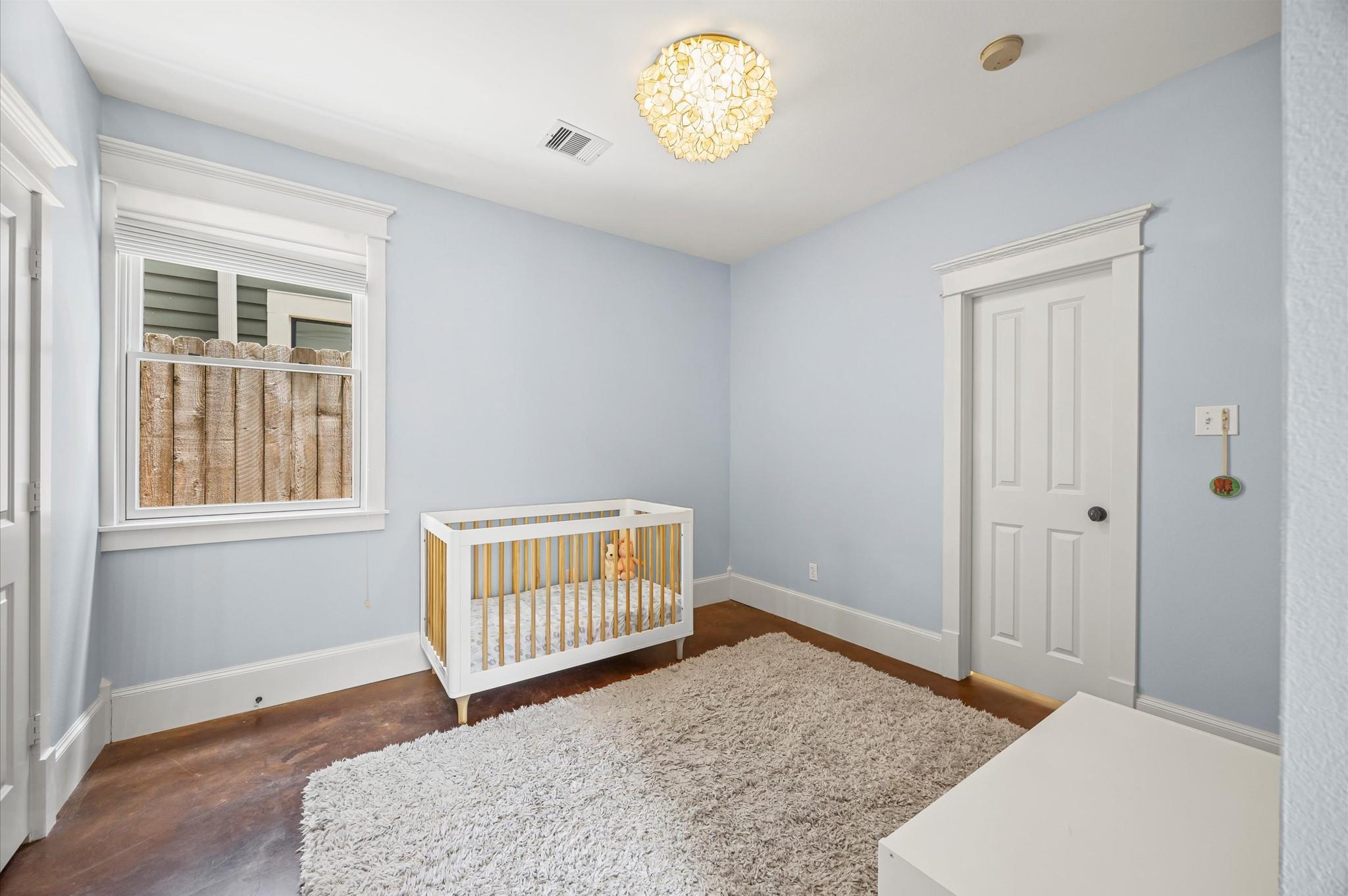 816 W 23rd Street