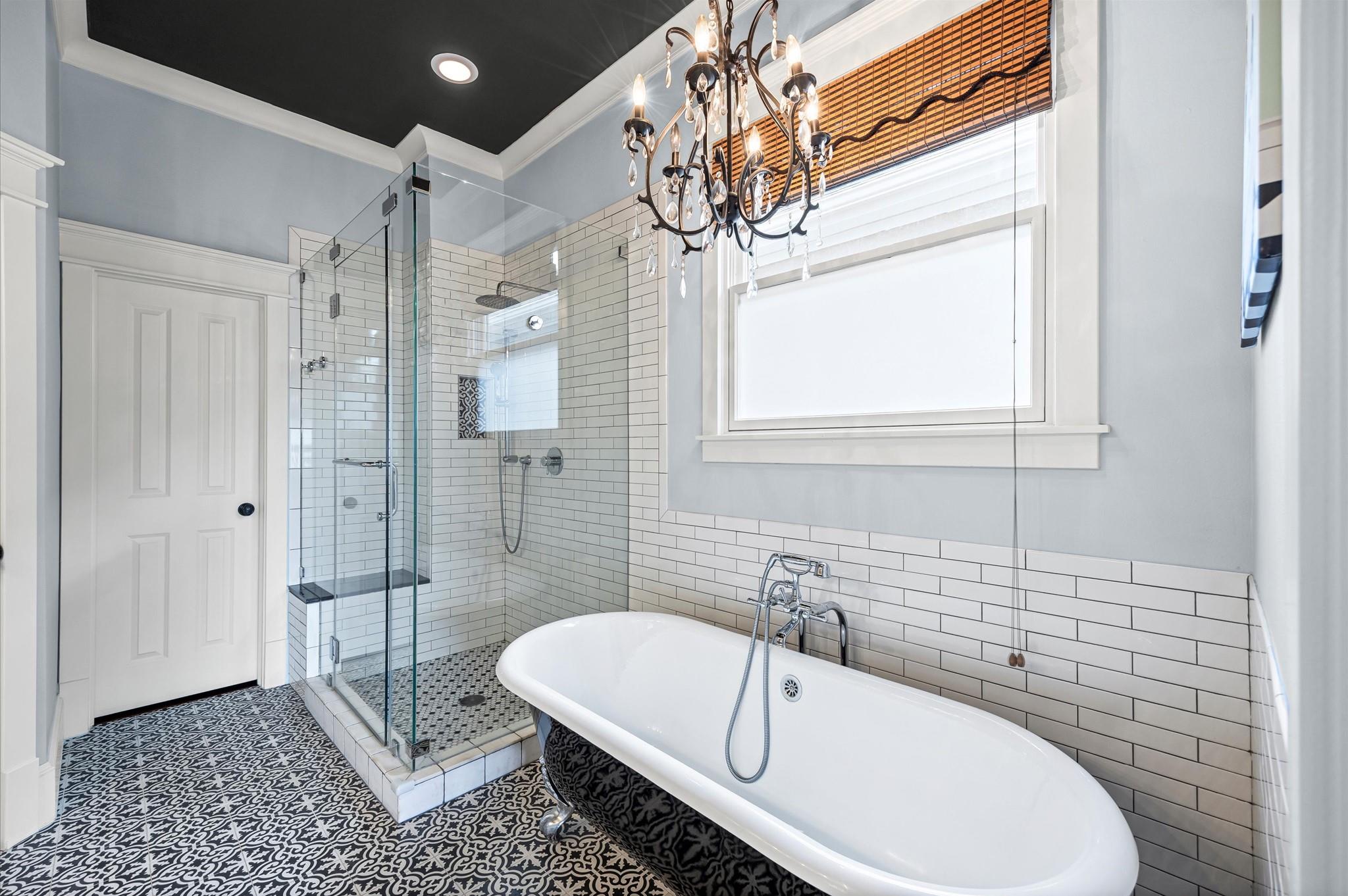 816 W 23rd Street