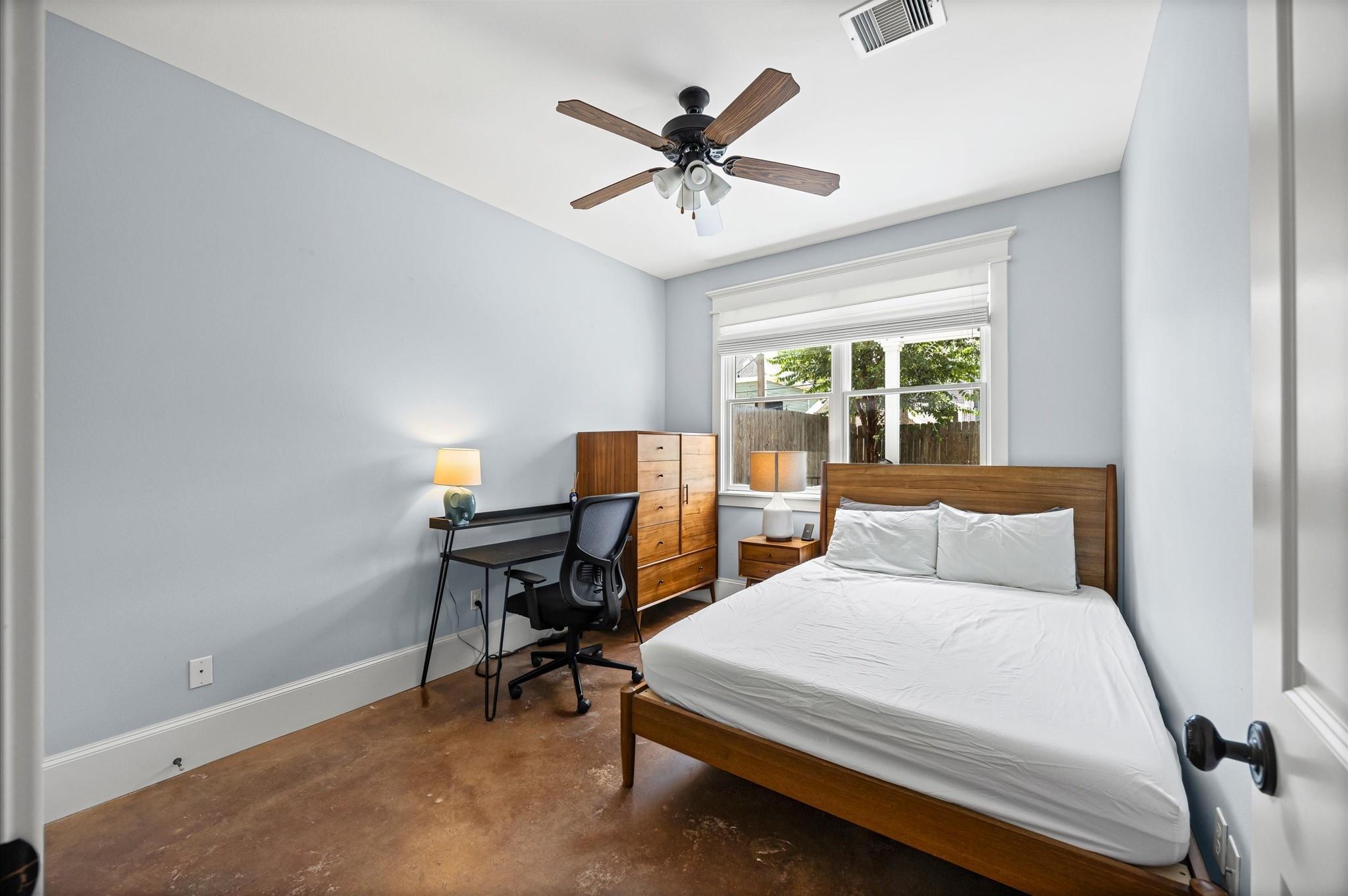 816 W 23rd Street