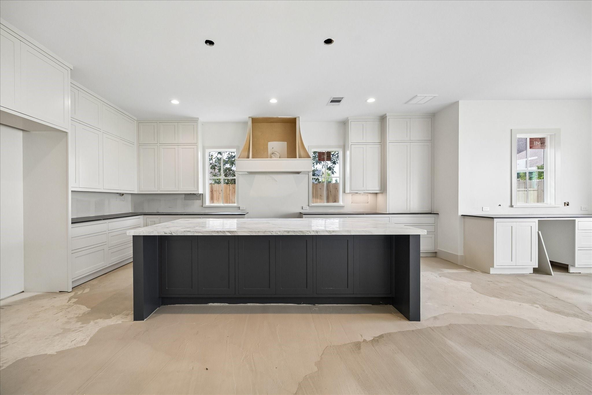 1614 Woodcrest Drive