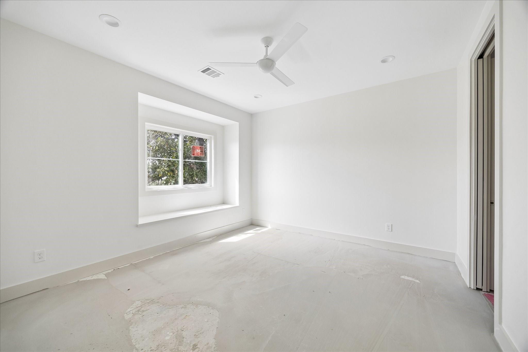 1614 Woodcrest Drive