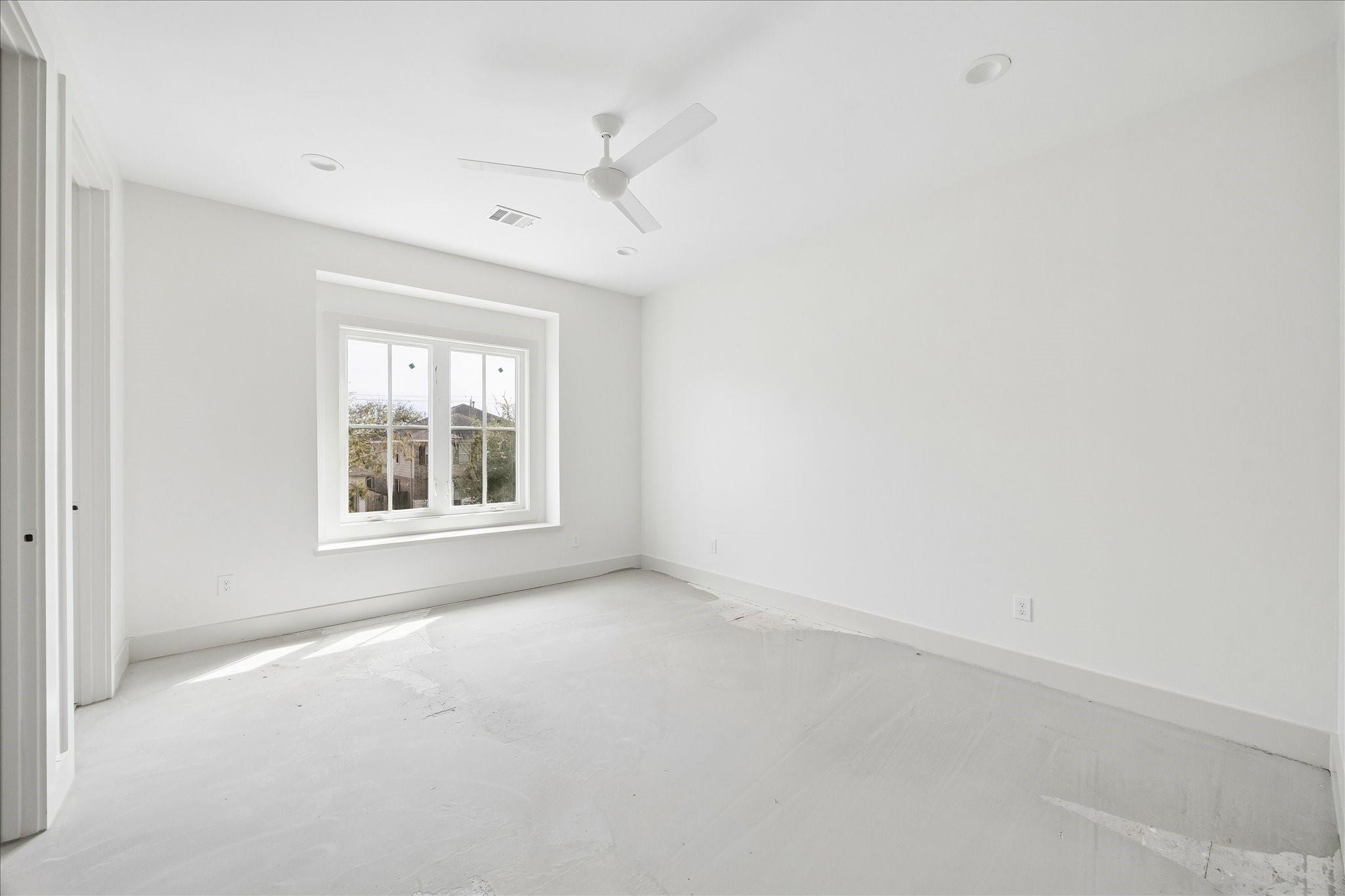 1614 Woodcrest Drive