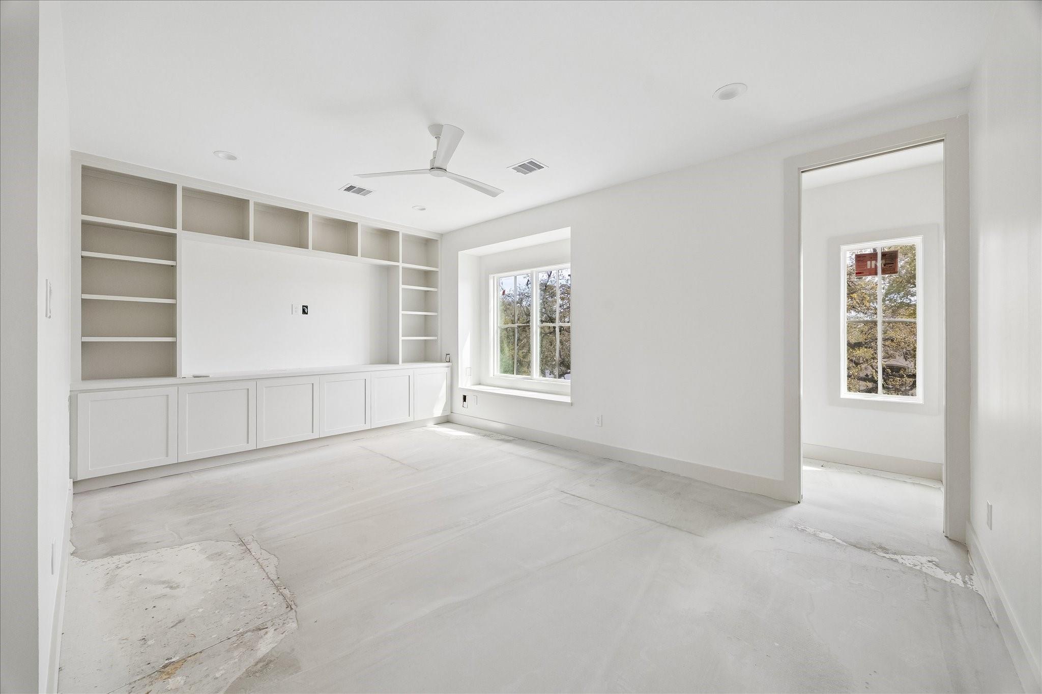 1614 Woodcrest Drive