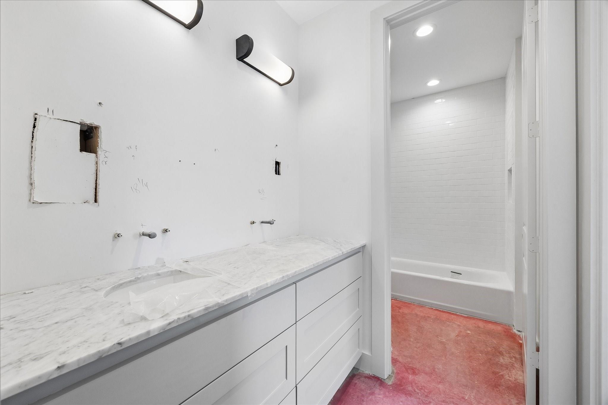 1614 Woodcrest Drive