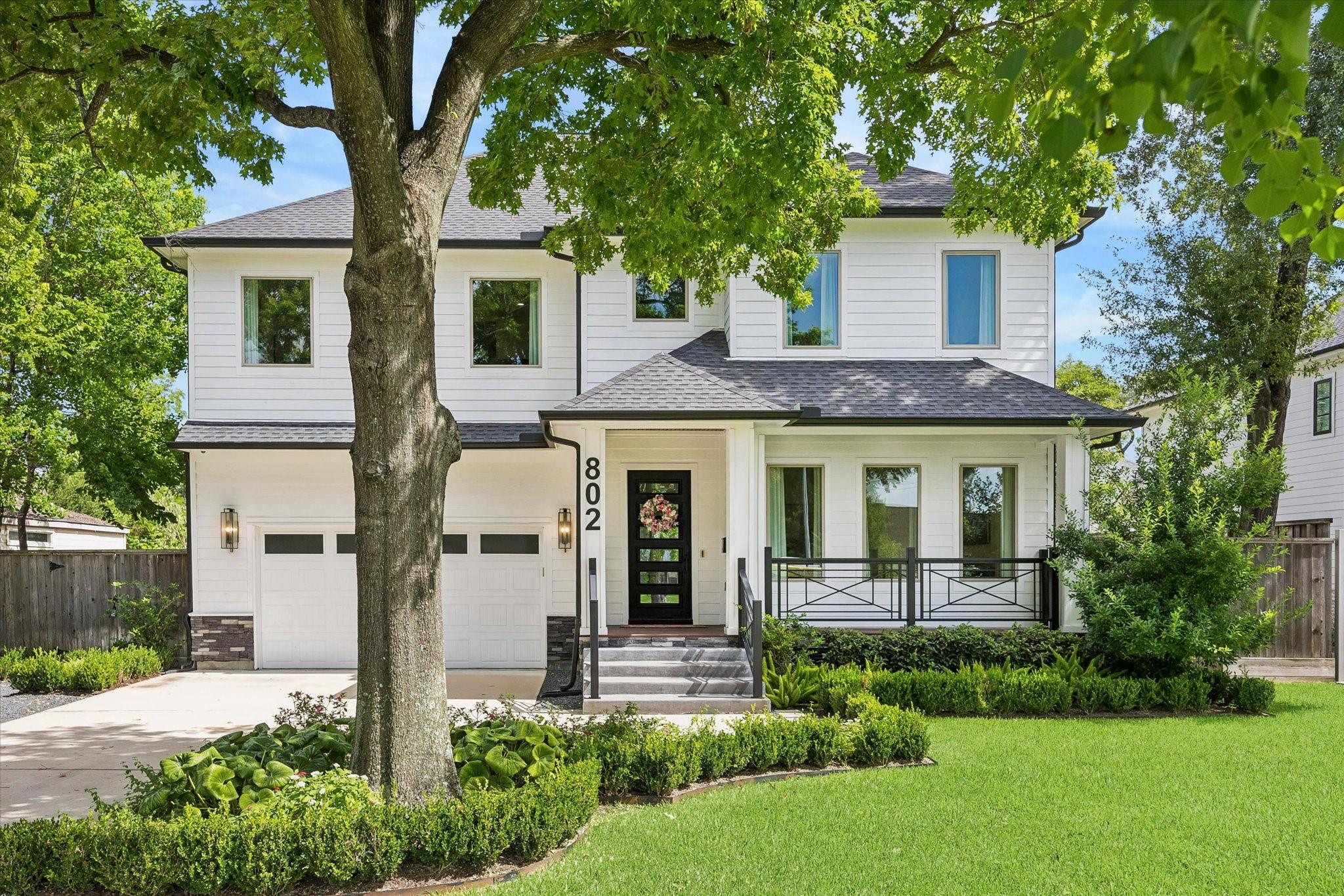 802 W 30th Street
