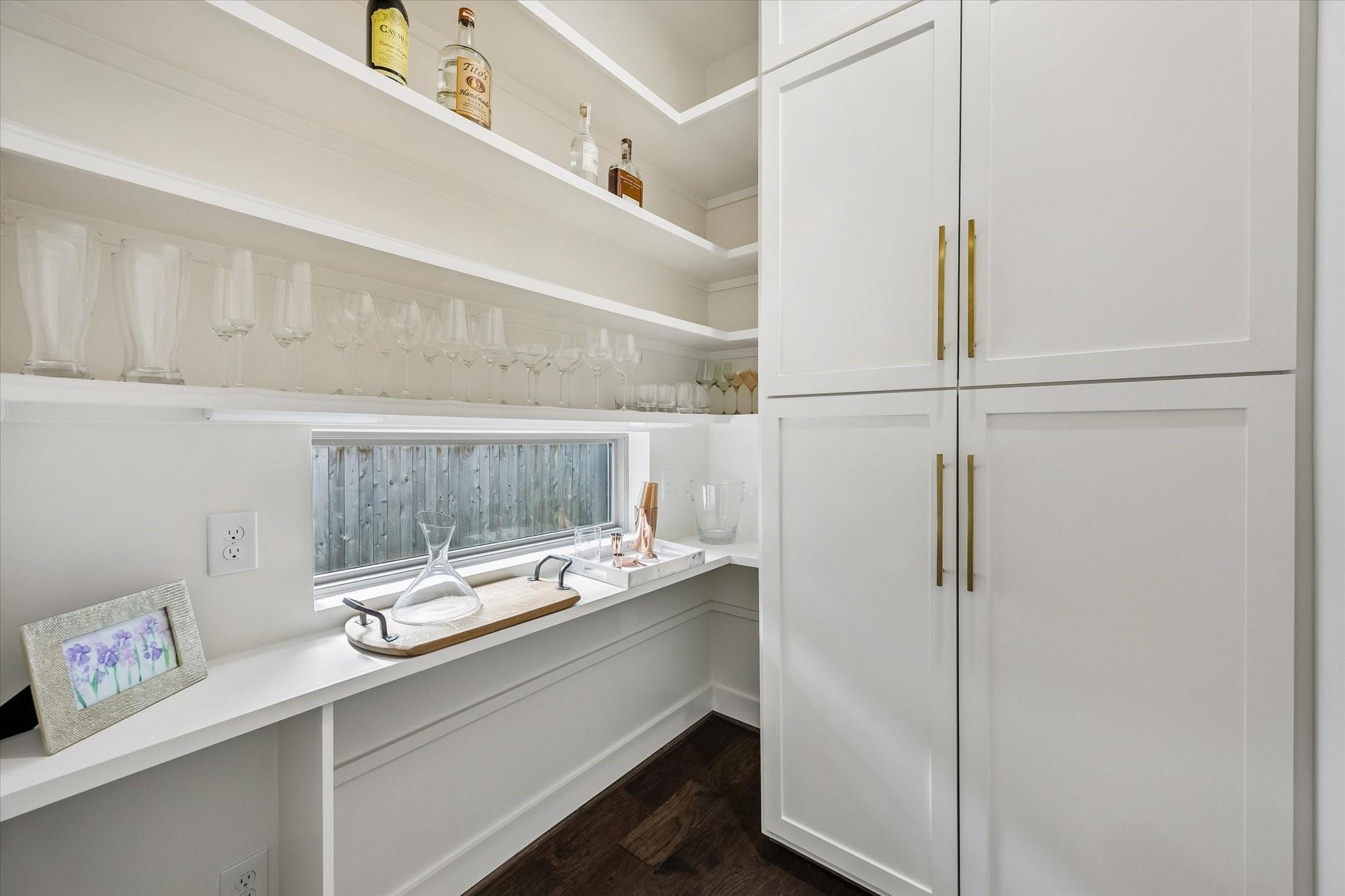 802 W 30th Street