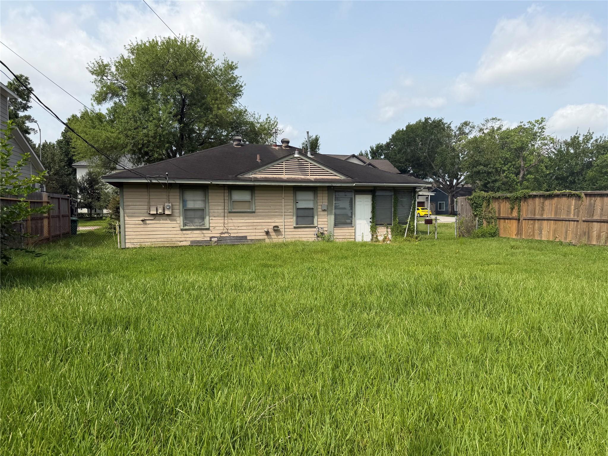 1714 Viking Drive