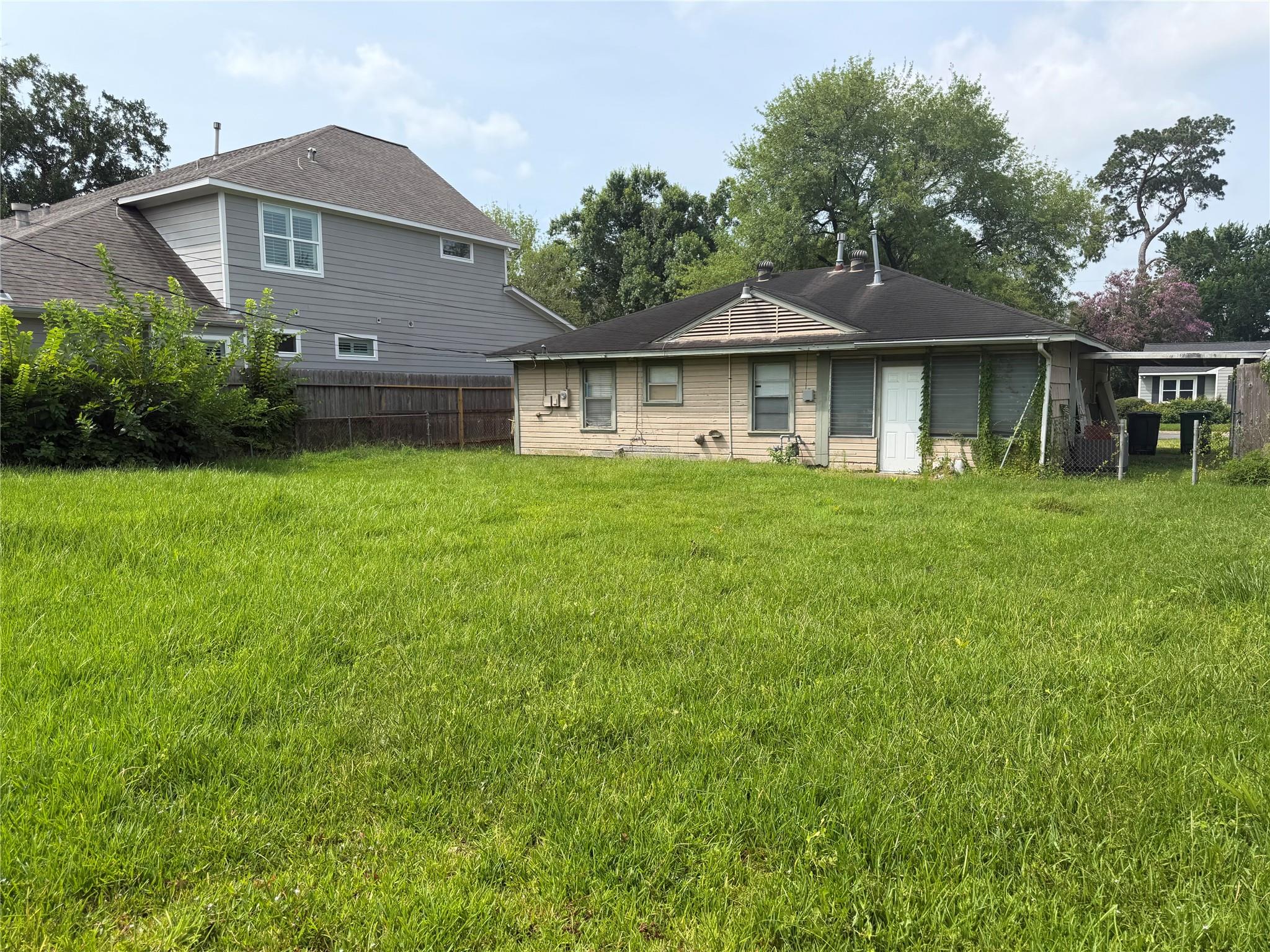 1714 Viking Drive