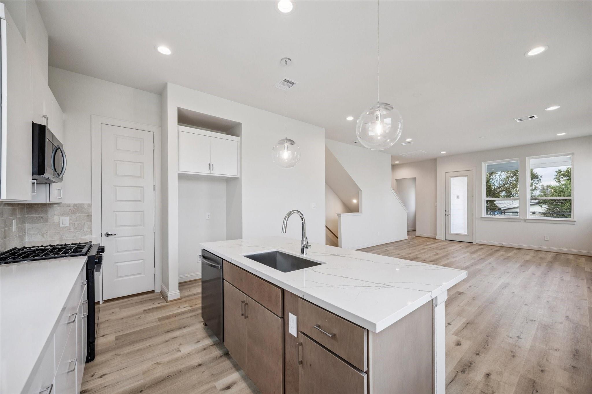 1808 Elysian Street