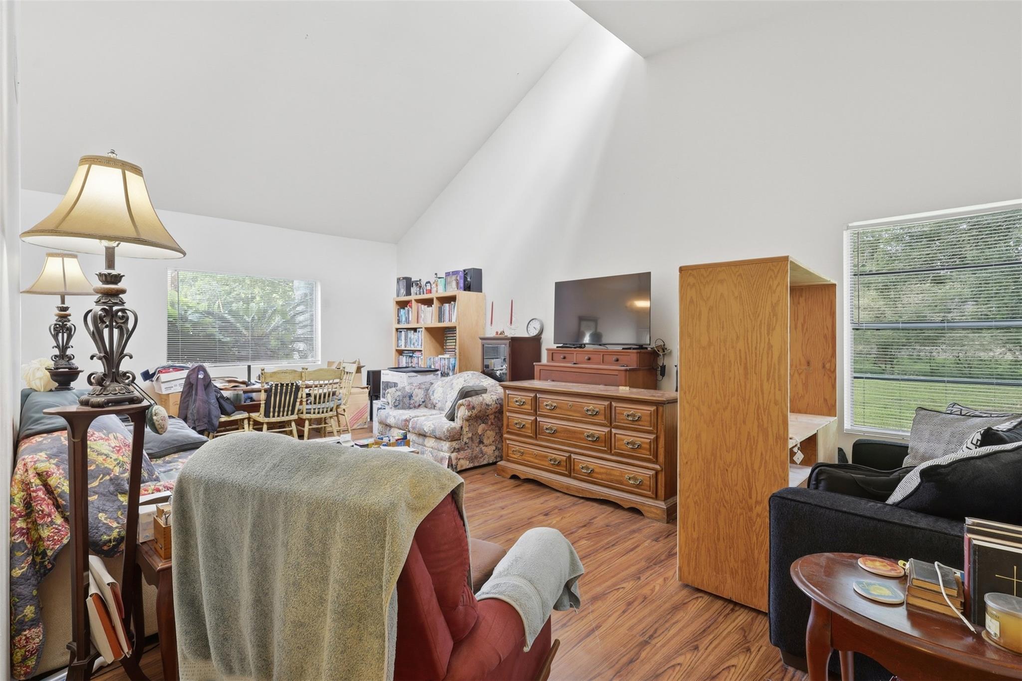 1621 & 1623 W Adoue Street