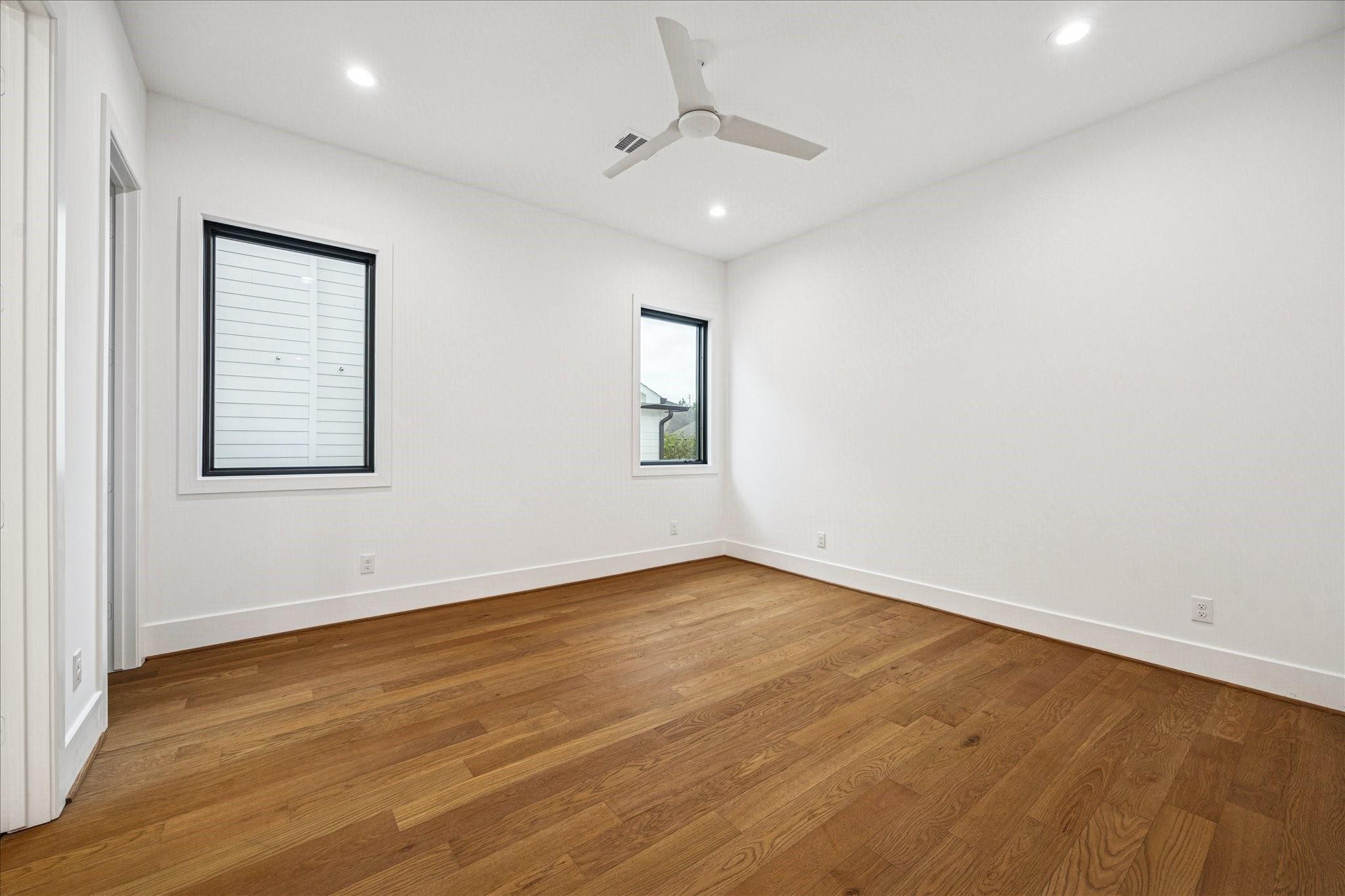867 W 42nd Street
