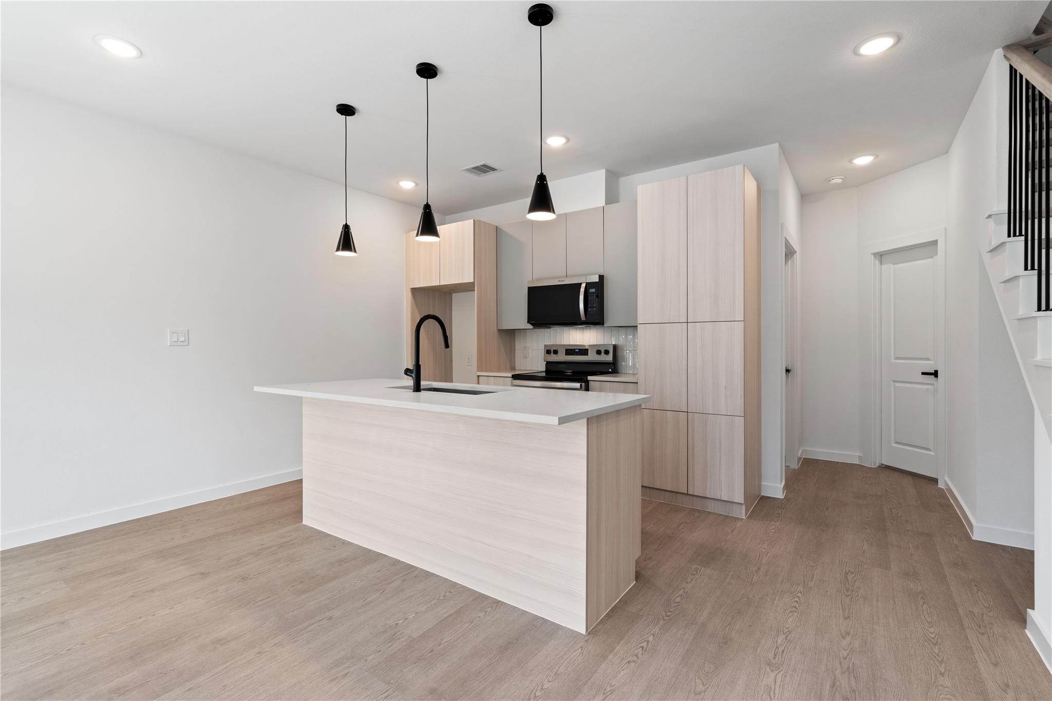 1031 North Lane