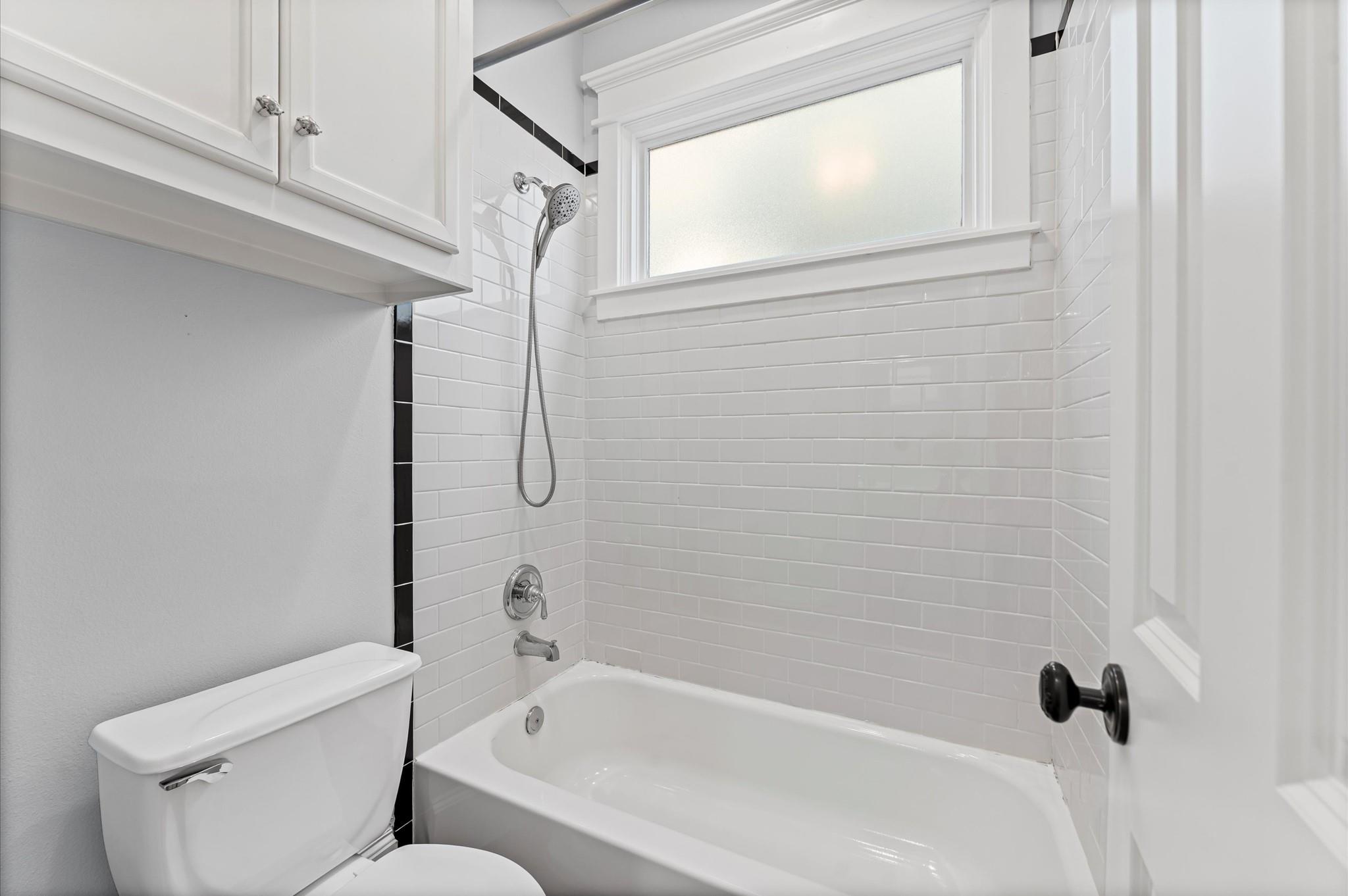 816 W 23rd Street