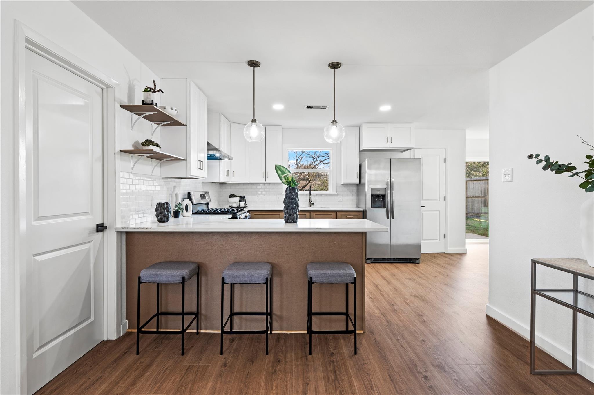 5023 Redstart Street