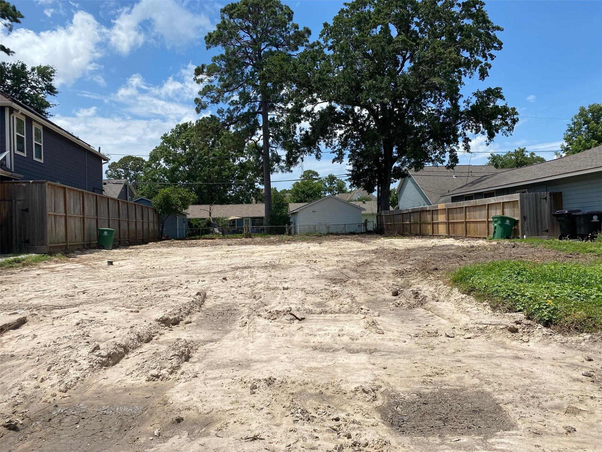 1514 Chantilly Lane