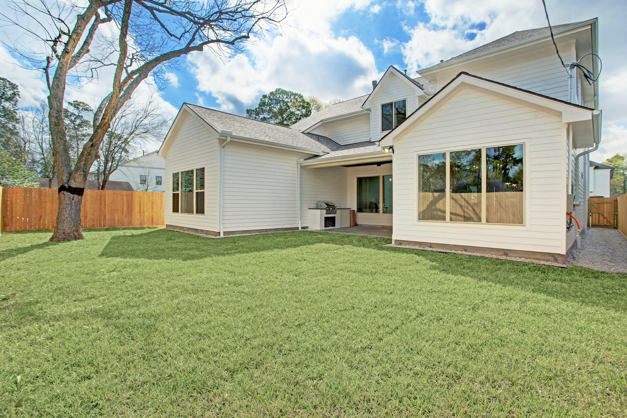 1514 Chantilly Lane