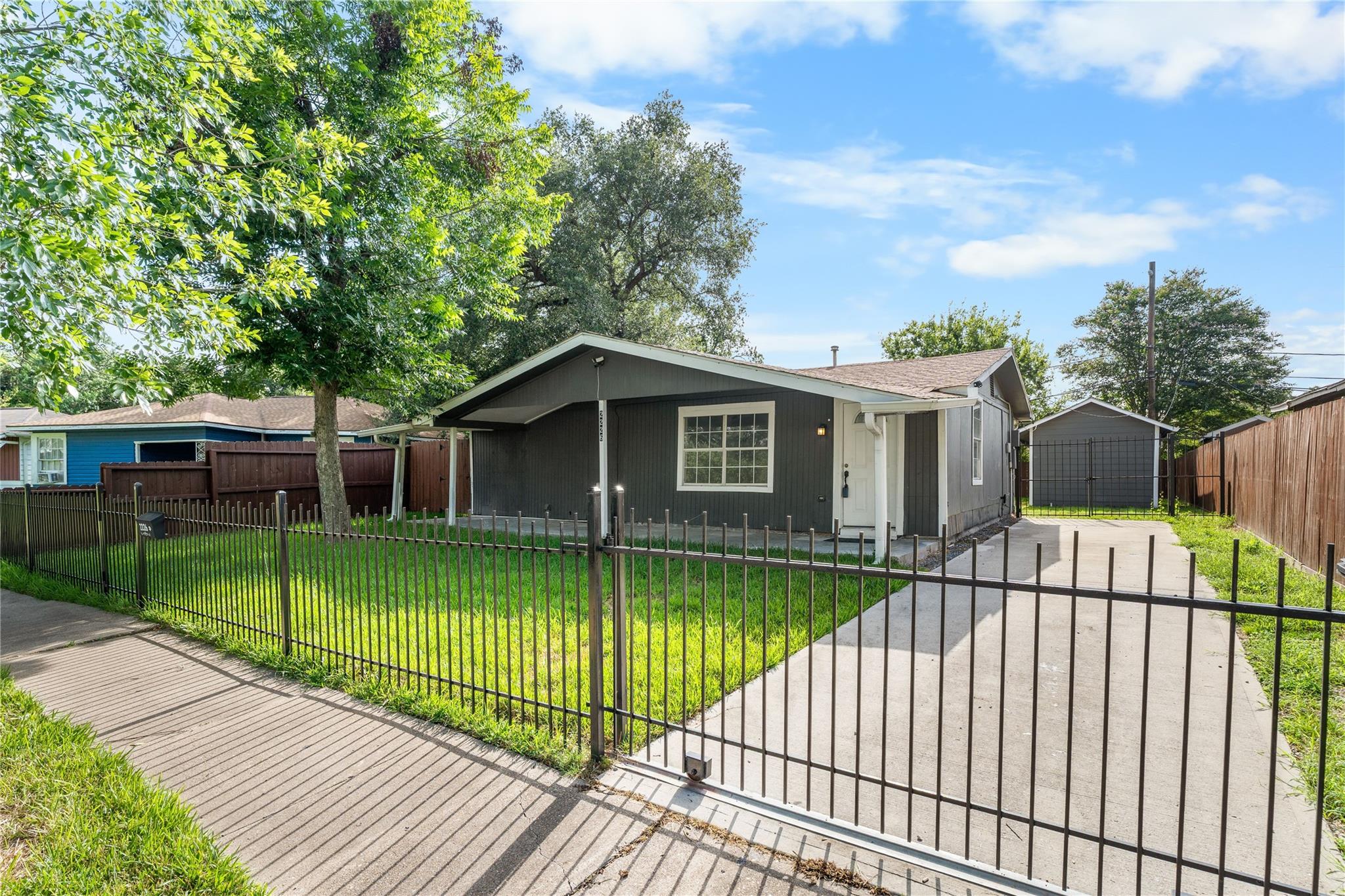 2226 Rainbow Drive