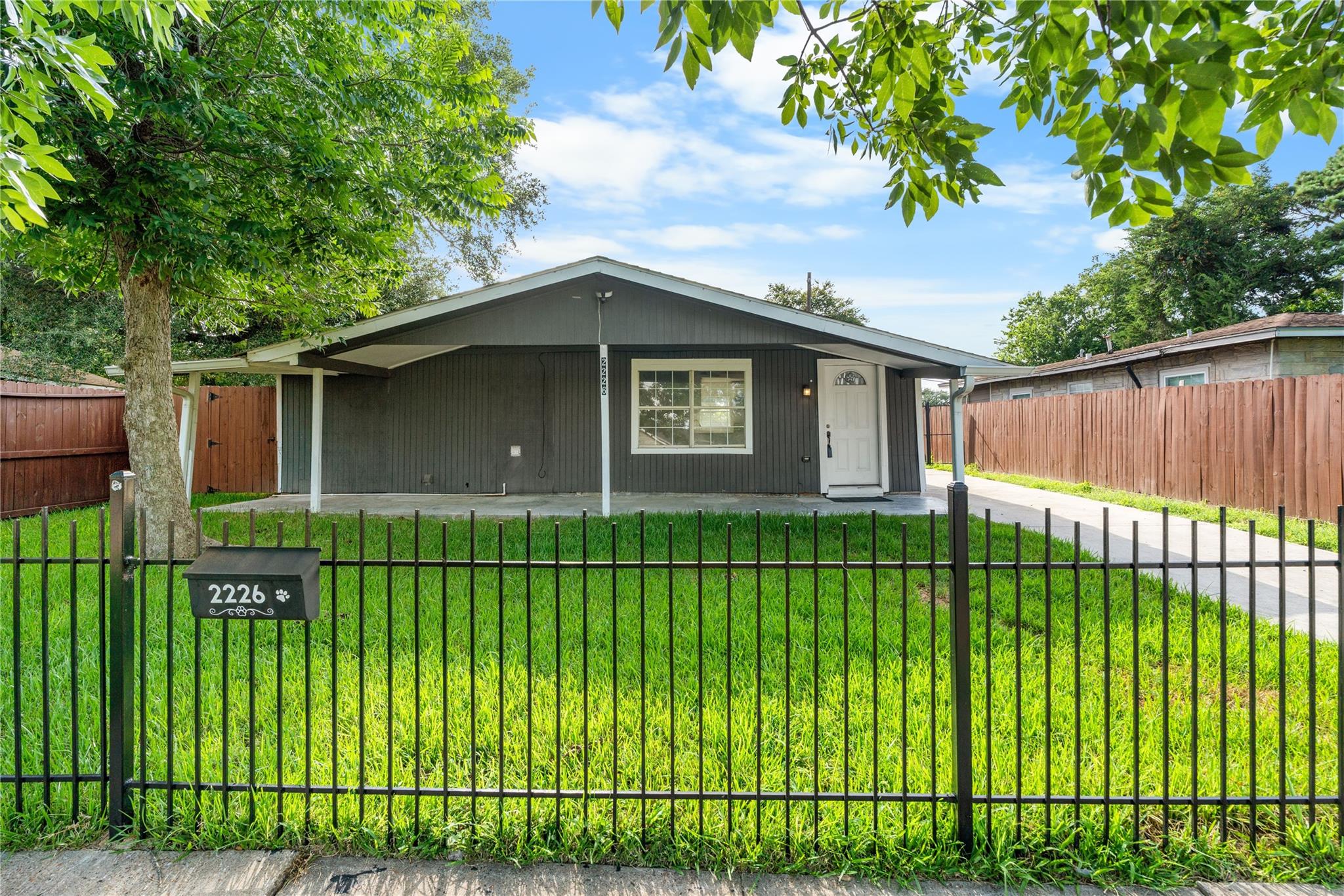 2226 Rainbow Drive