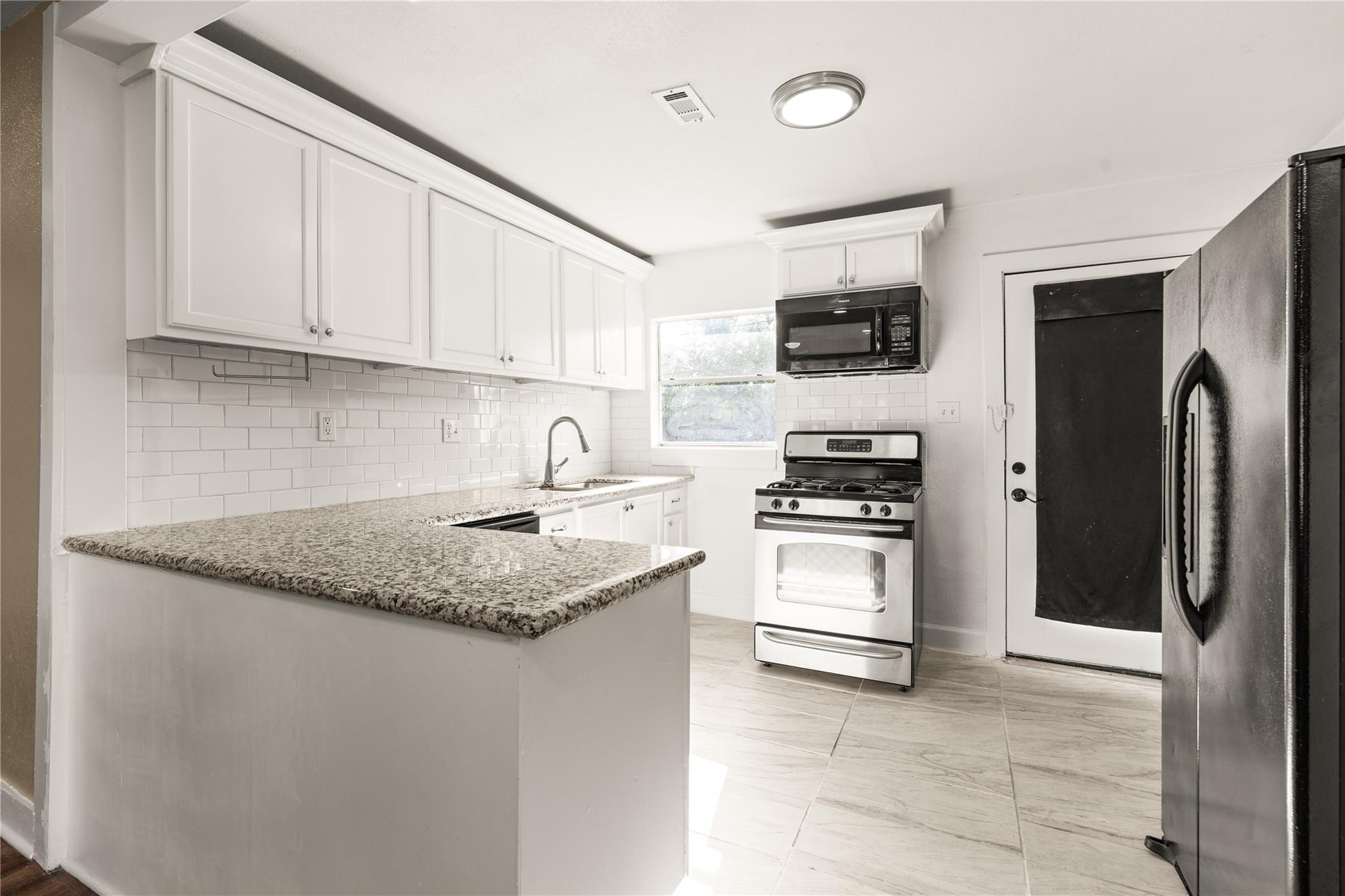 2226 Rainbow Drive