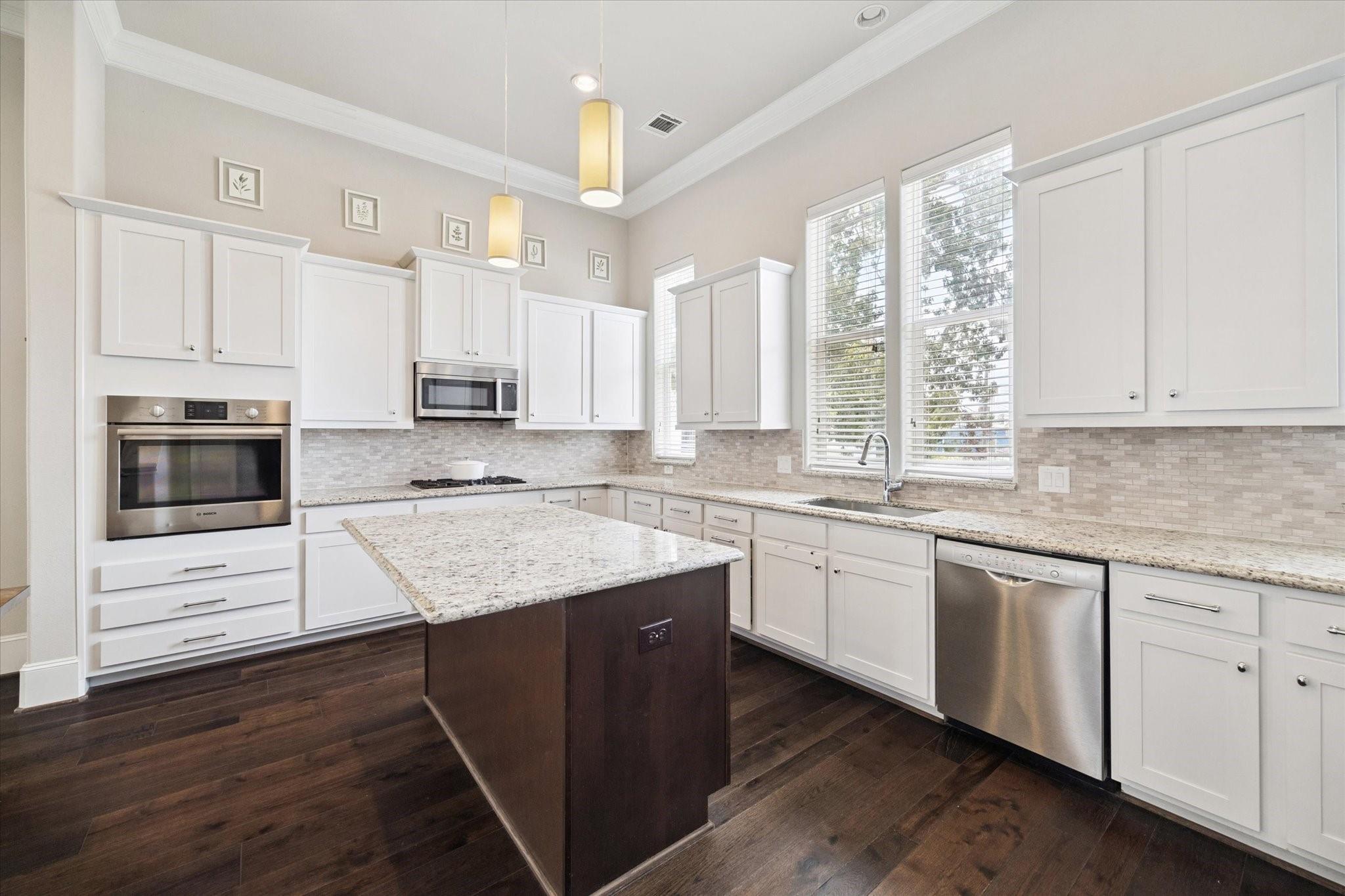 2006 Lou Ellen Lane # H