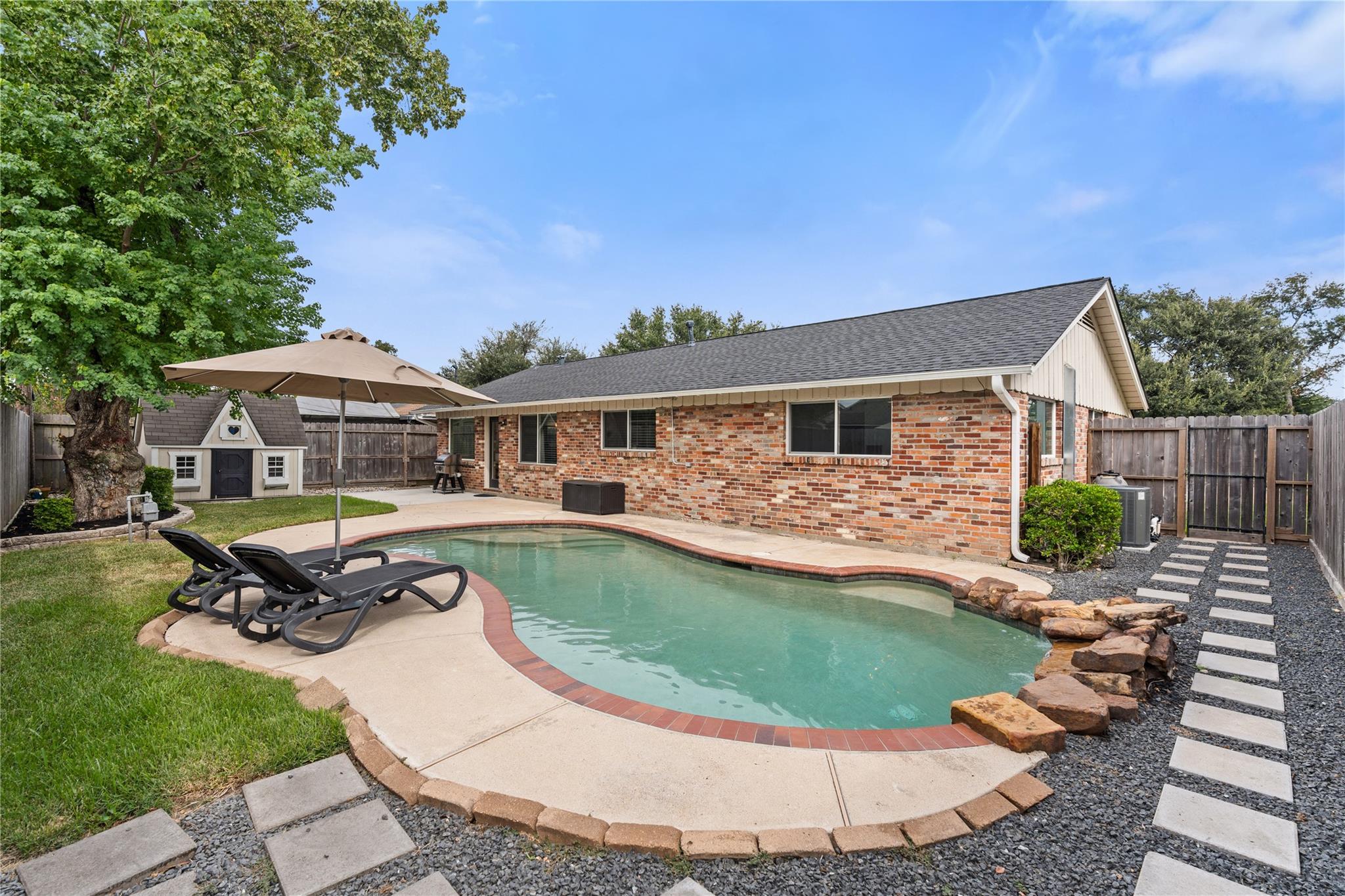 2302 Willowby Drive
