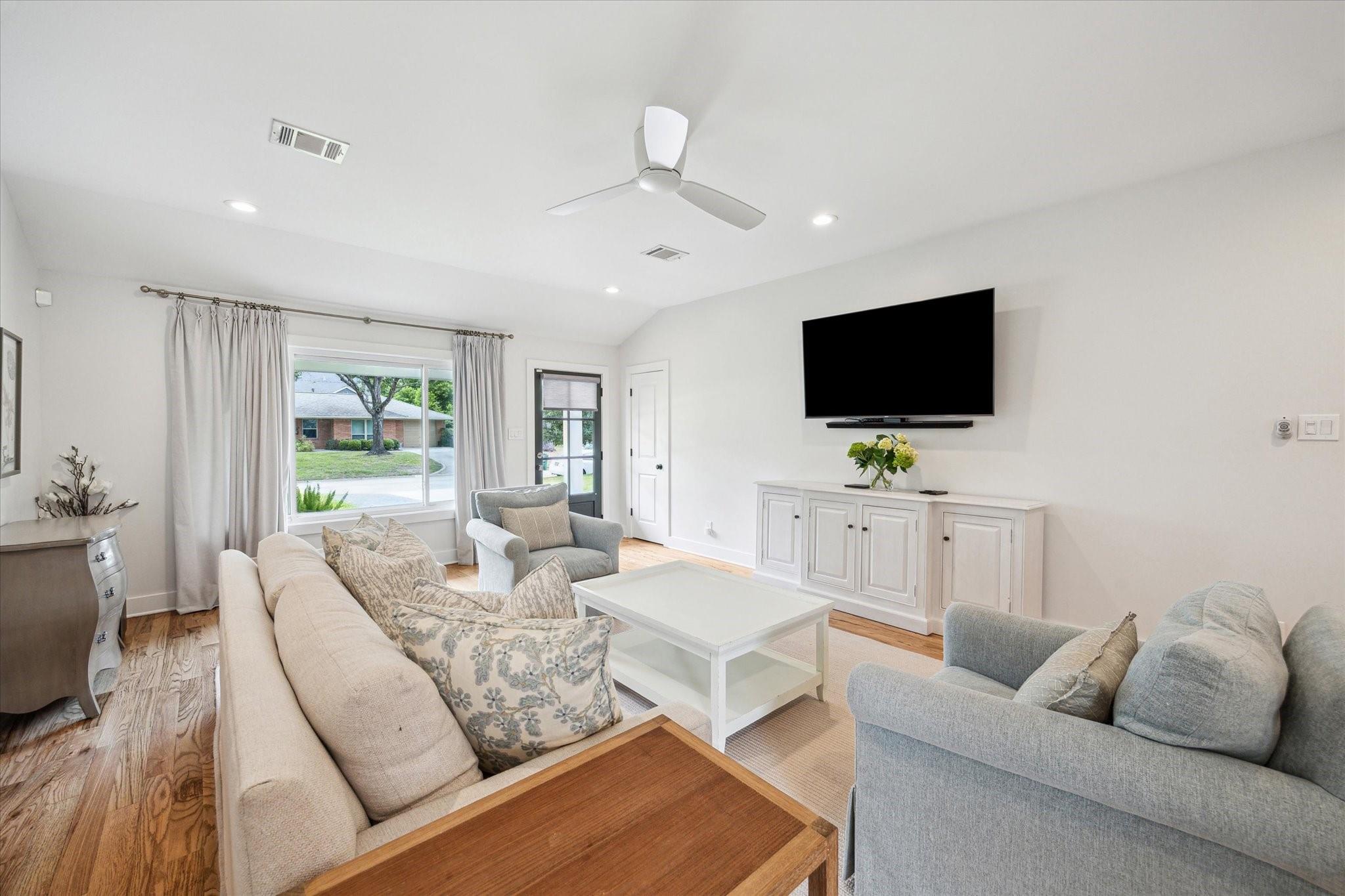 2218 Gardenia Drive